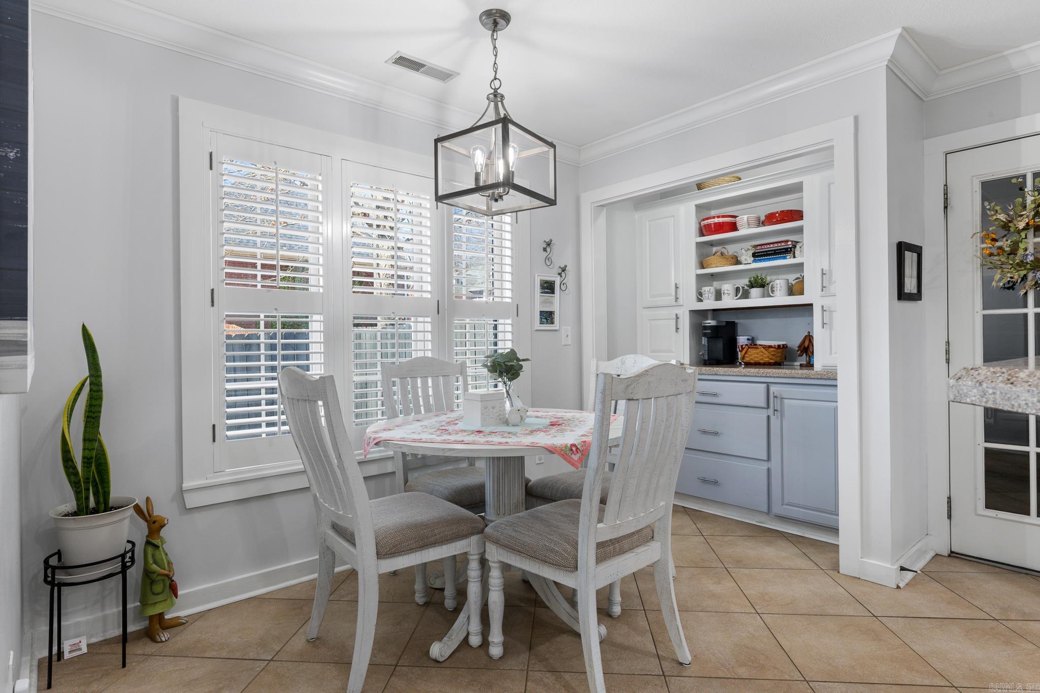 2718 Taylor  Harrison, AR