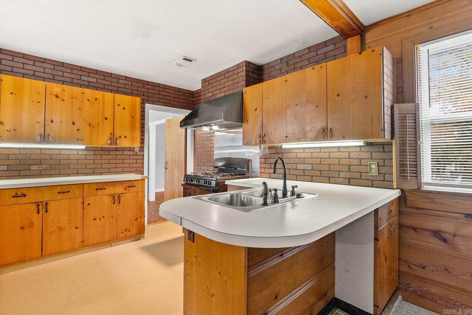 3417 N Cedar  North Little Rock, AR