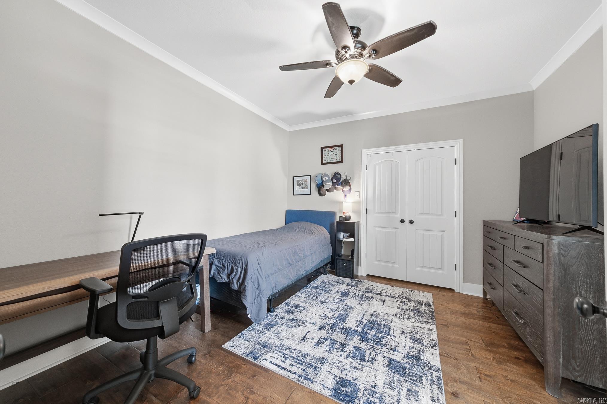 205 Lake Valley  Maumelle, AR