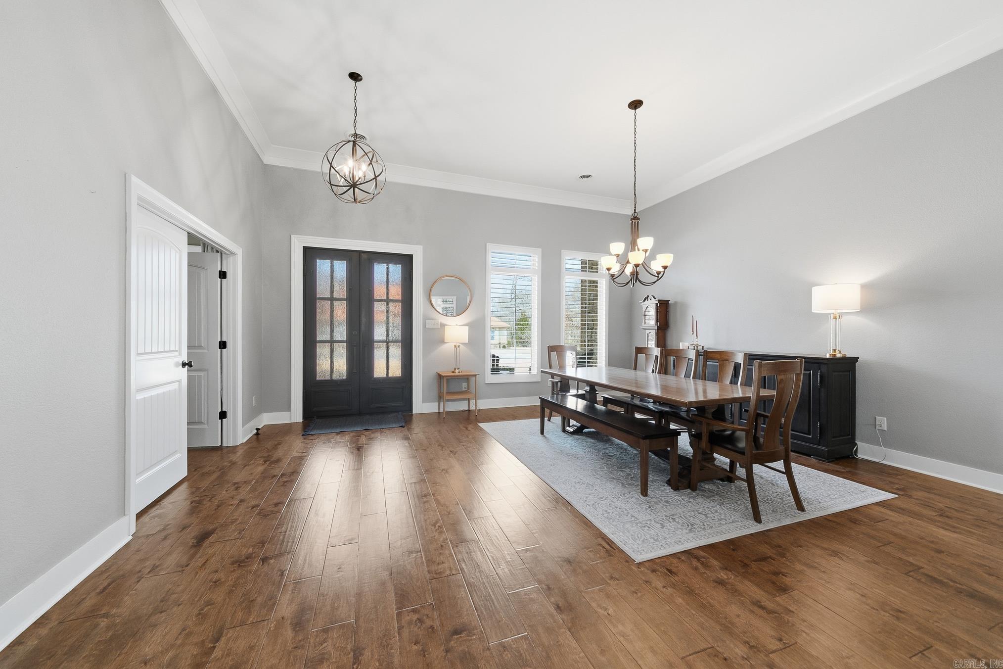 205 Lake Valley  Maumelle, AR