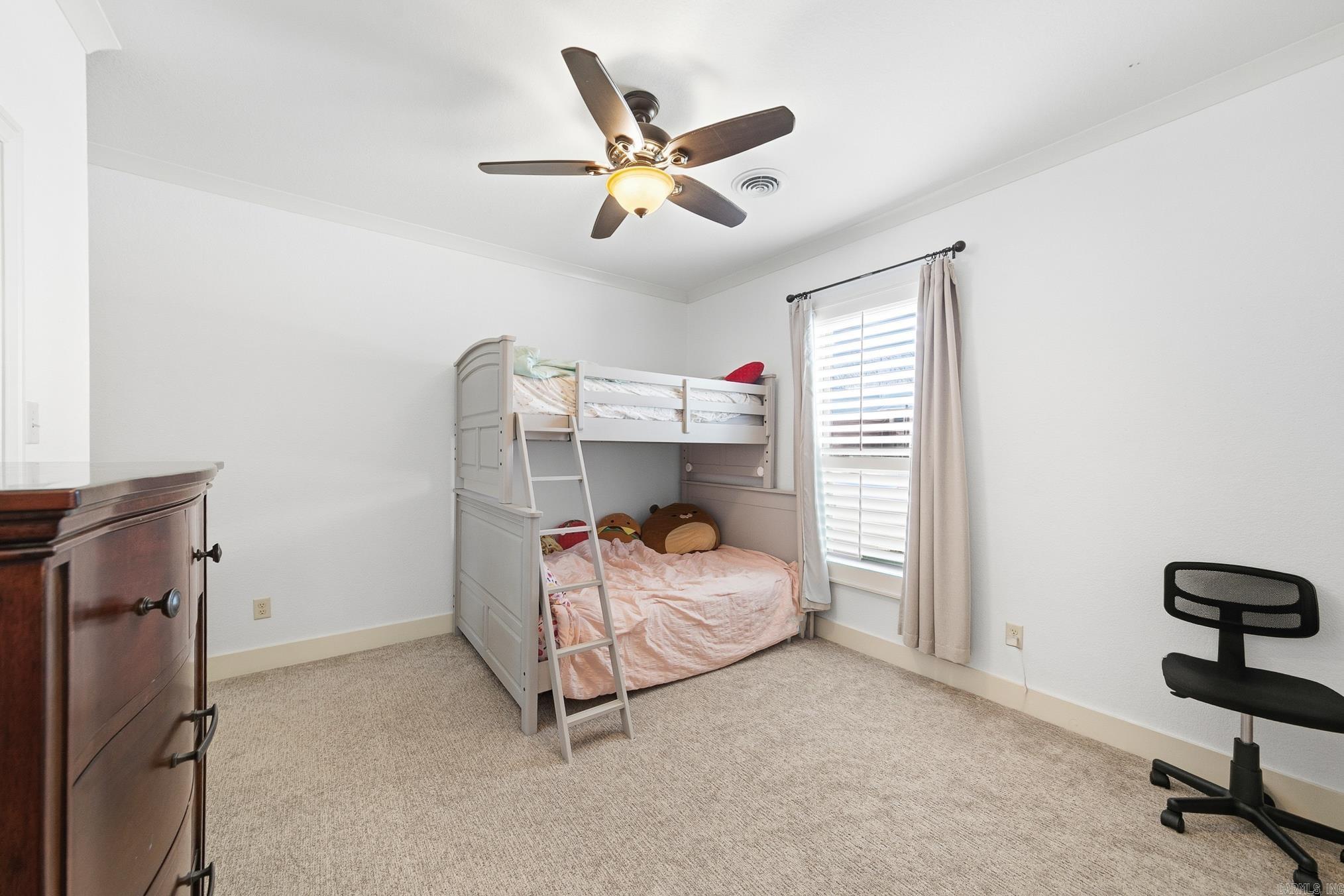 205 Lake Valley  Maumelle, AR