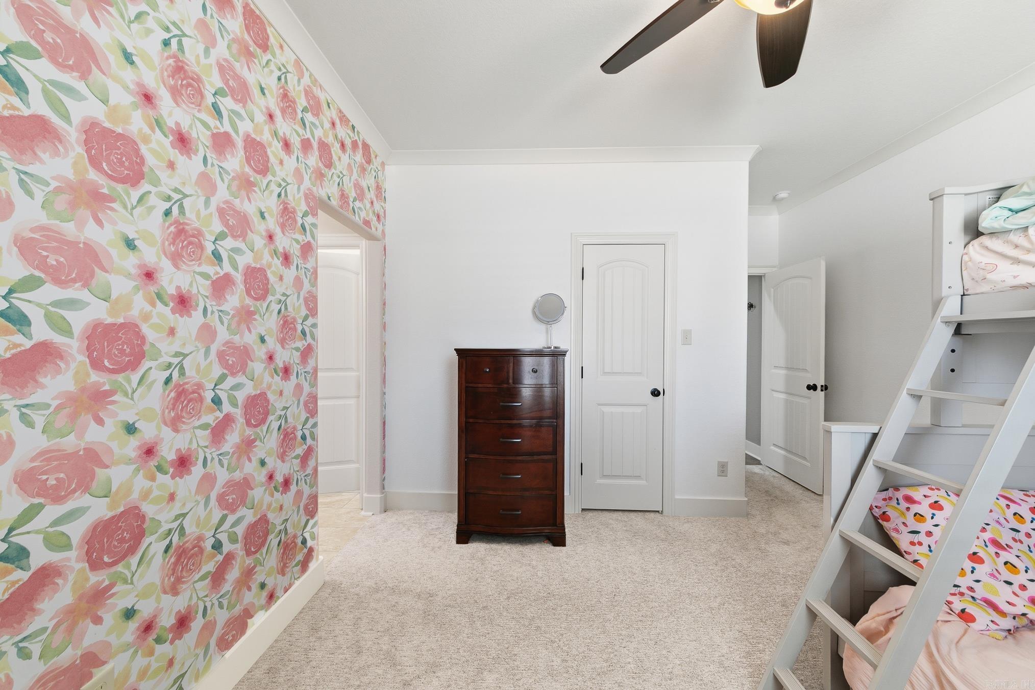 205 Lake Valley  Maumelle, AR