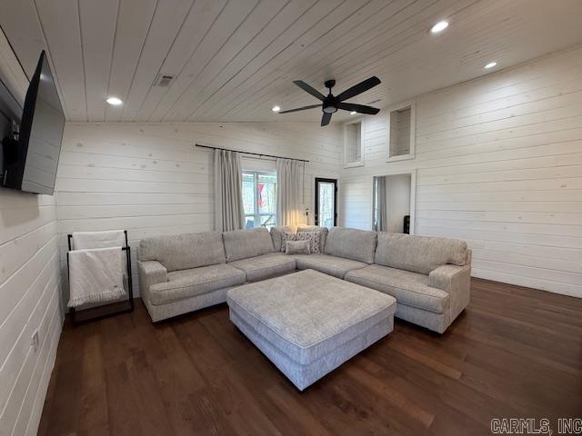 108 Upper Yorktown Drive  Locust Grove, AR