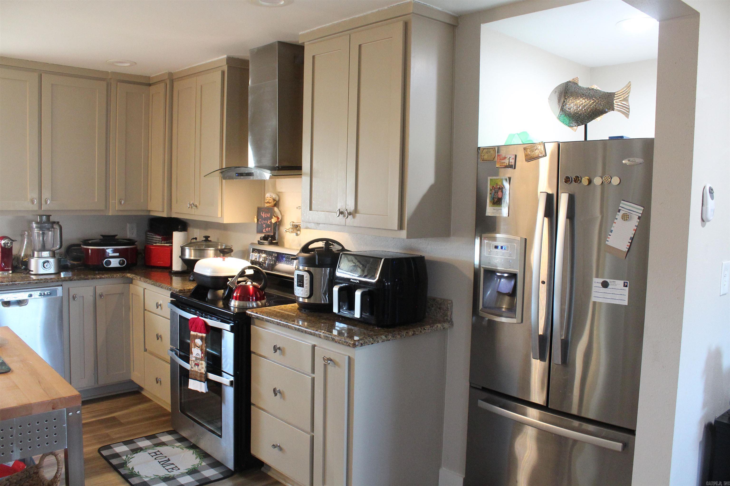 230 Ceder Creek Rd  Center Ridge, AR