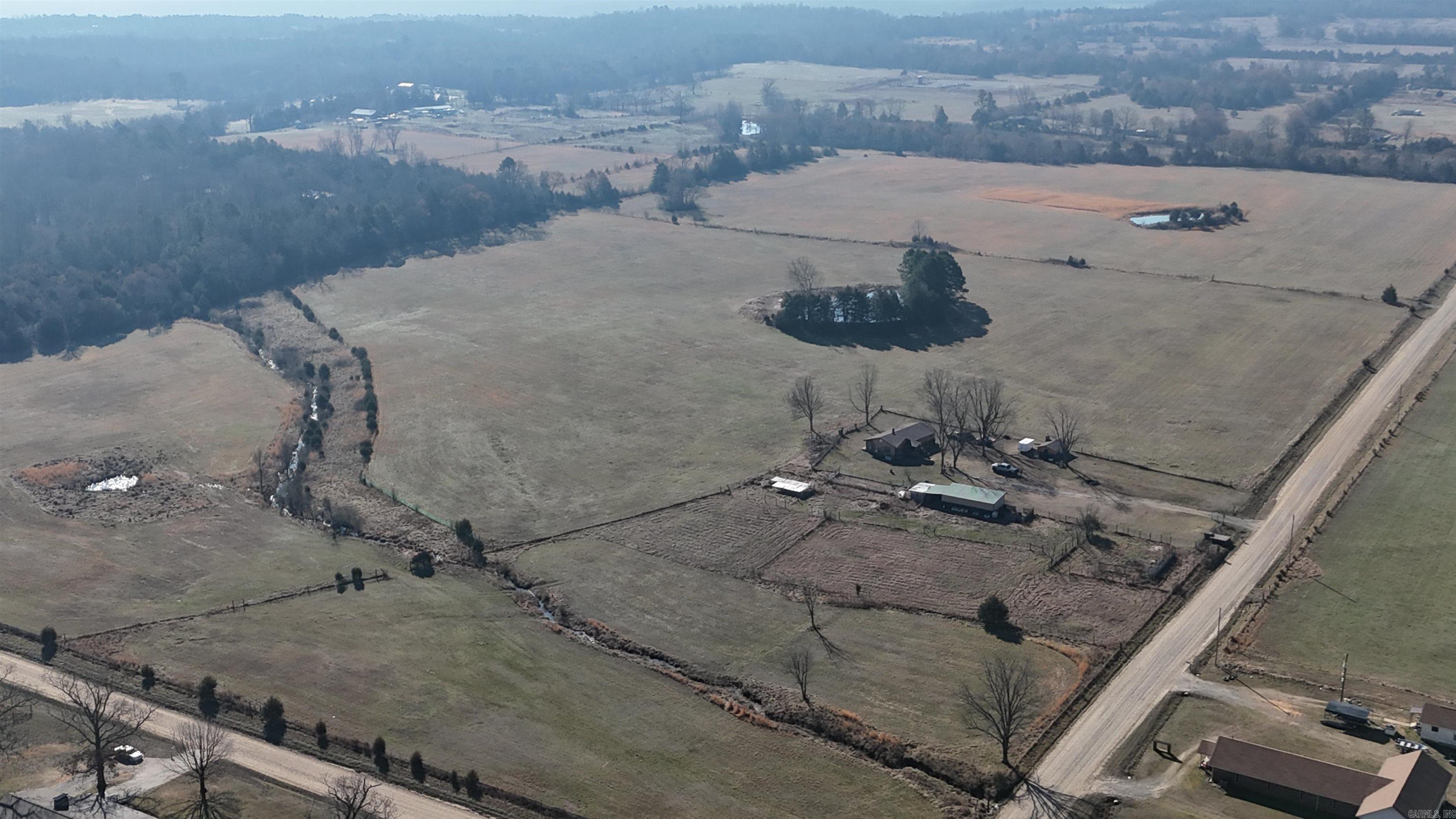 230 Ceder Creek Rd  Center Ridge, AR