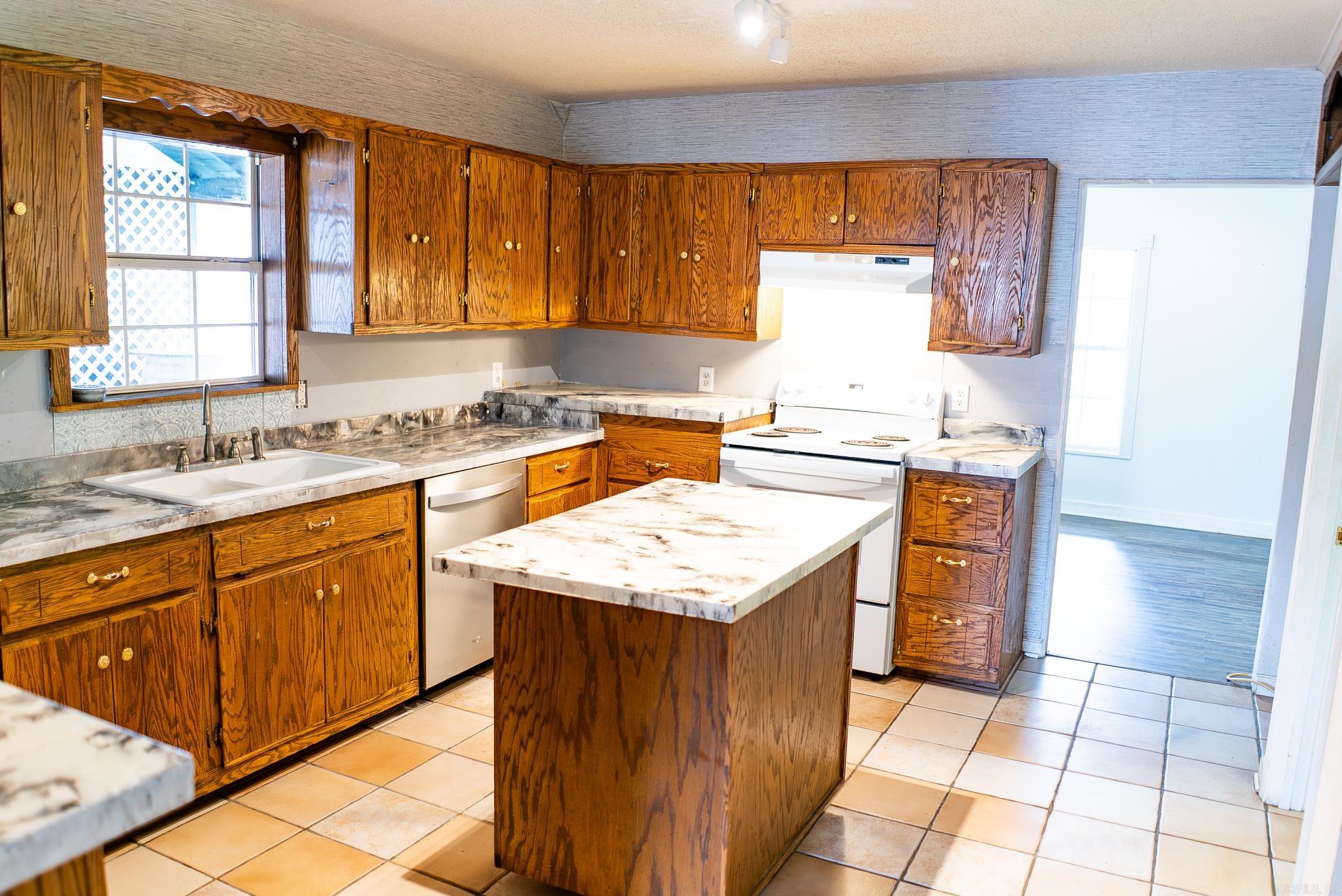 1503 172  Monticello, AR