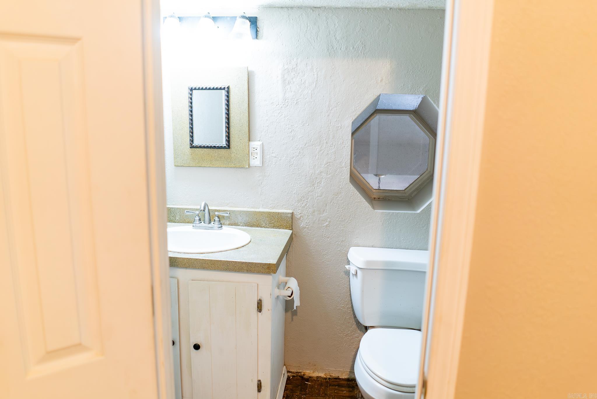 1503 172  Monticello, AR