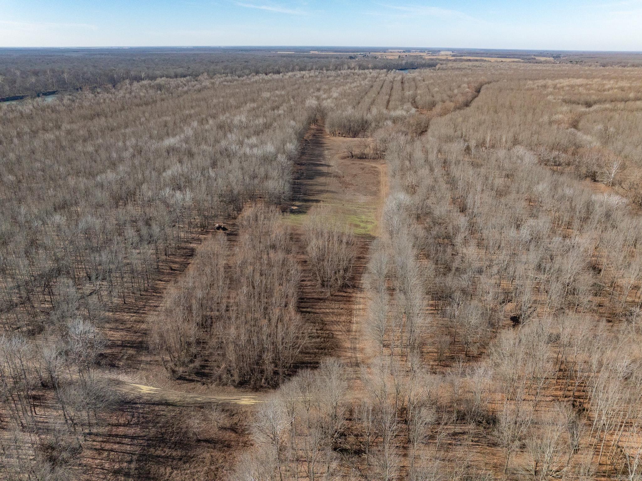 000 CR 884  Augusta, AR