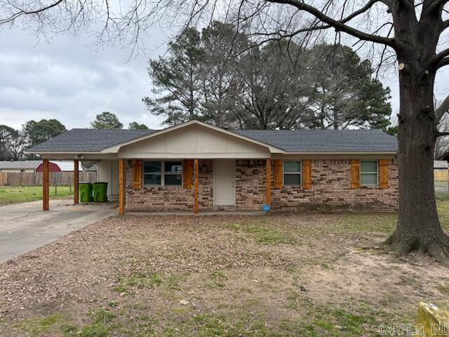 1215 Fairview  Lonoke, AR