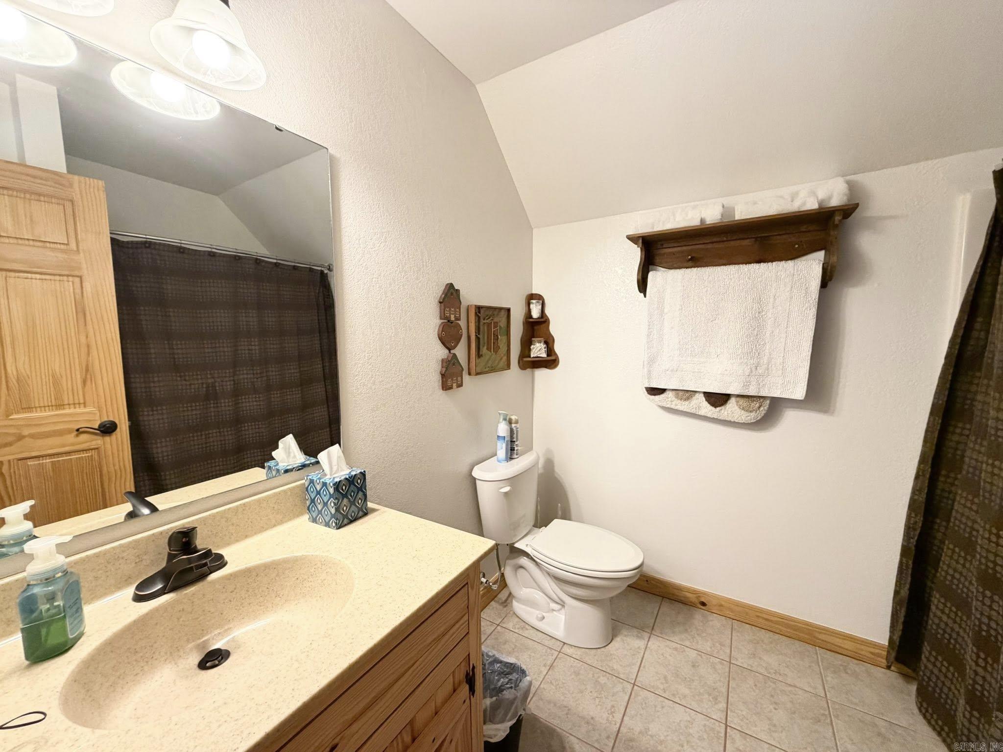 2096 QMC Road  Mountain View, AR