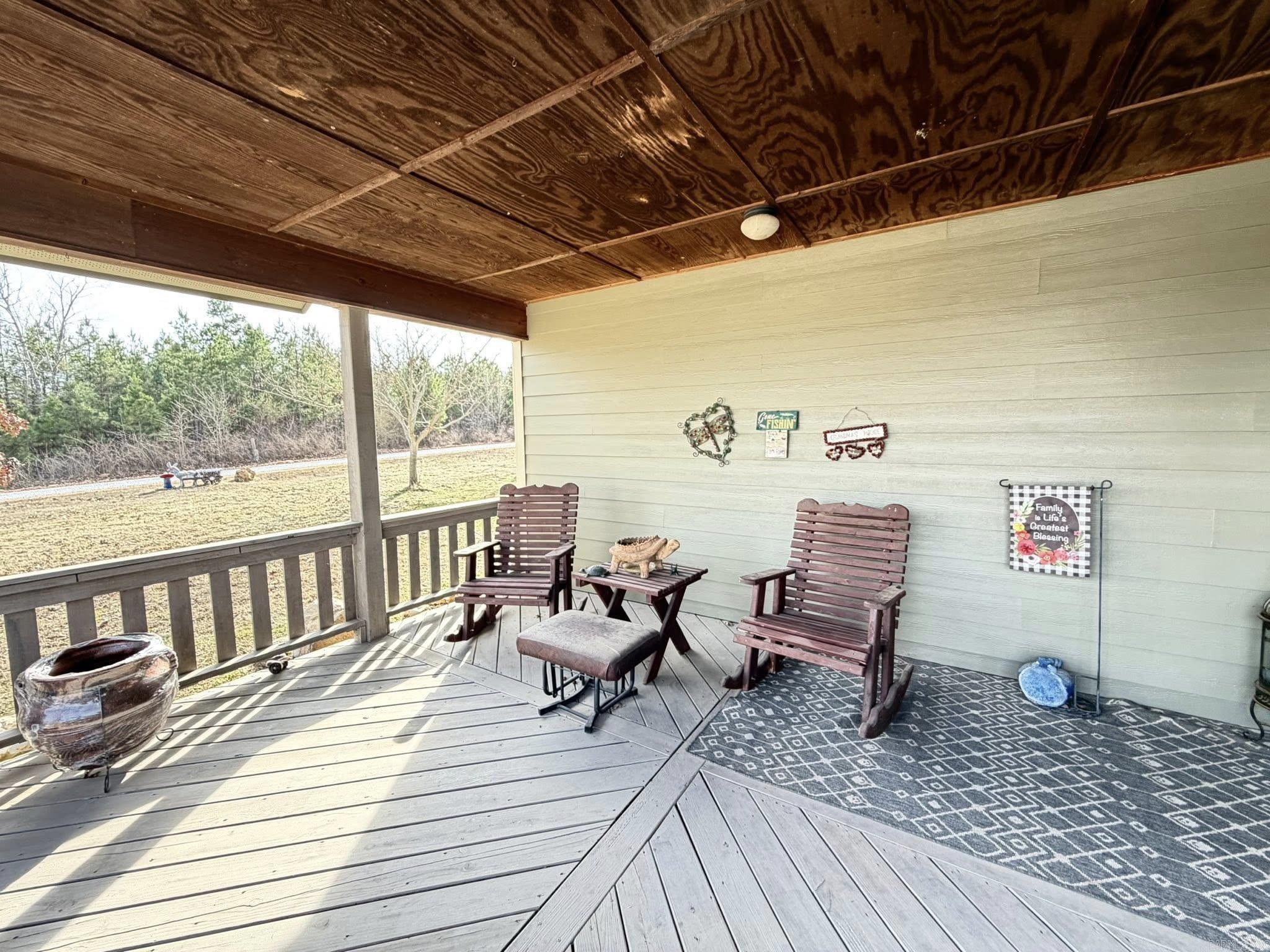 2096 QMC Road  Mountain View, AR