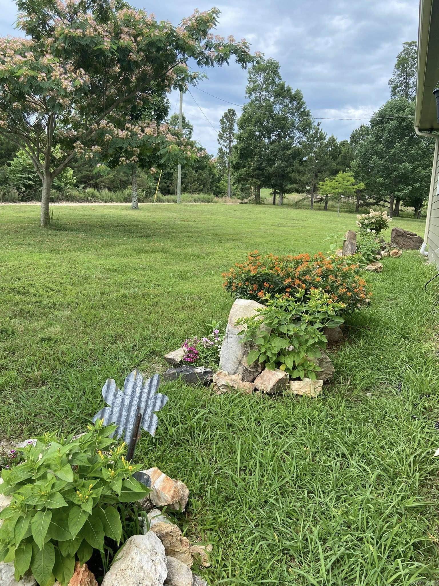 2096 QMC Road  Mountain View, AR