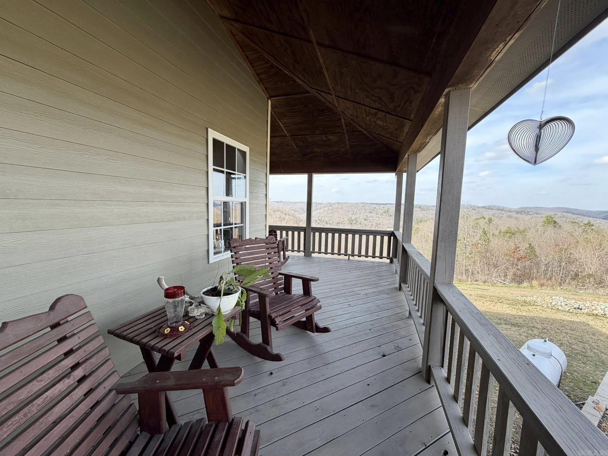 2096 QMC Road  Mountain View, AR