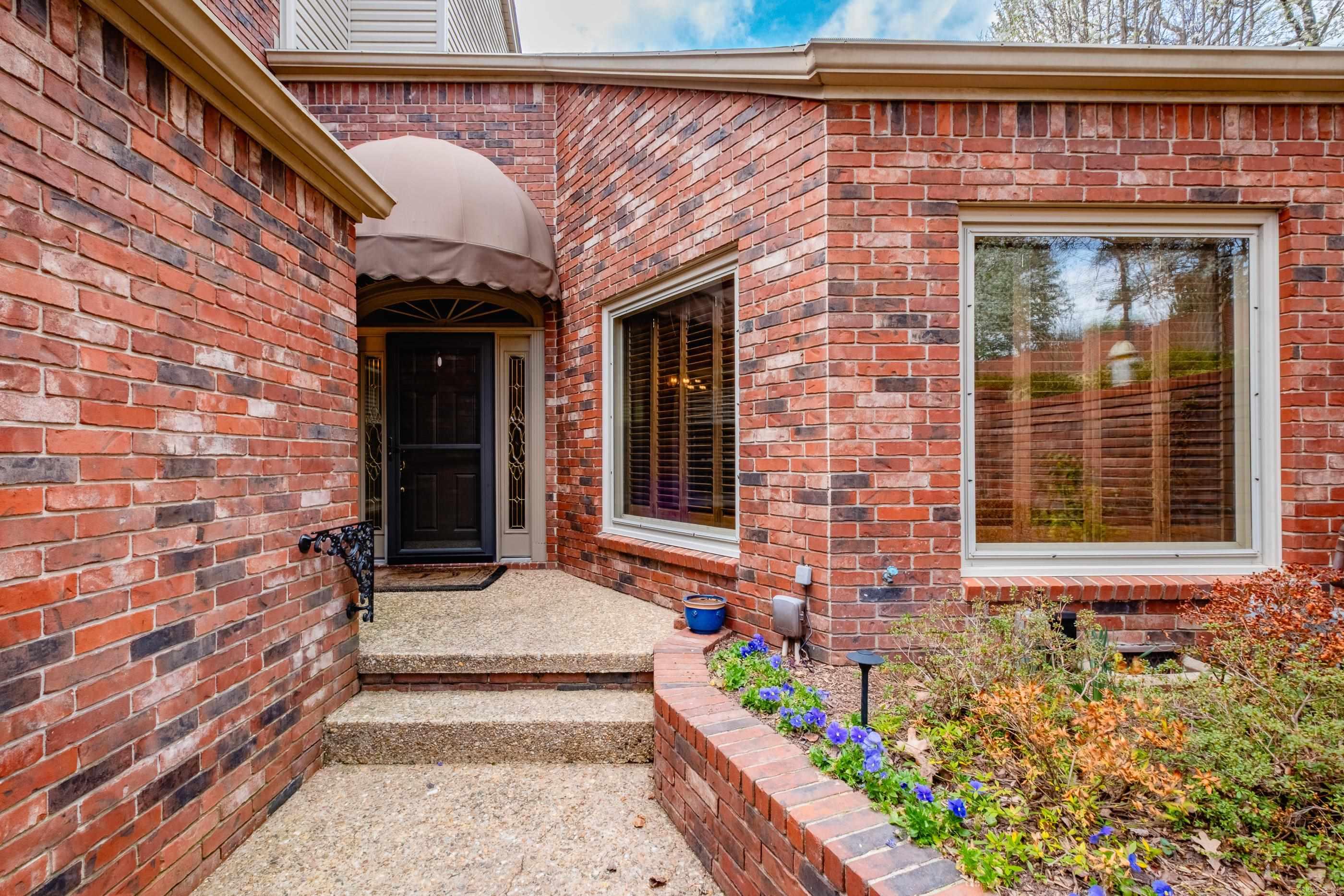 801 Pleasant Valley  Little Rock, AR