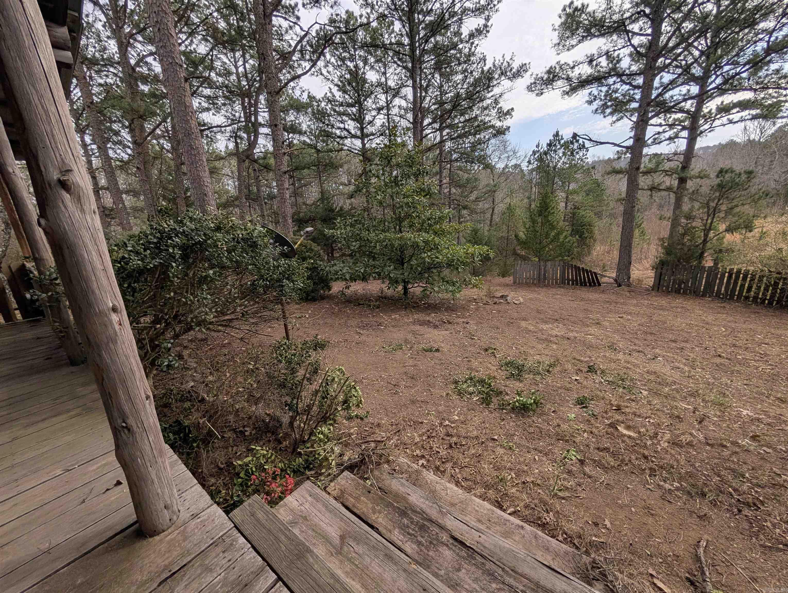 910 Polk Road 62  Mena, AR