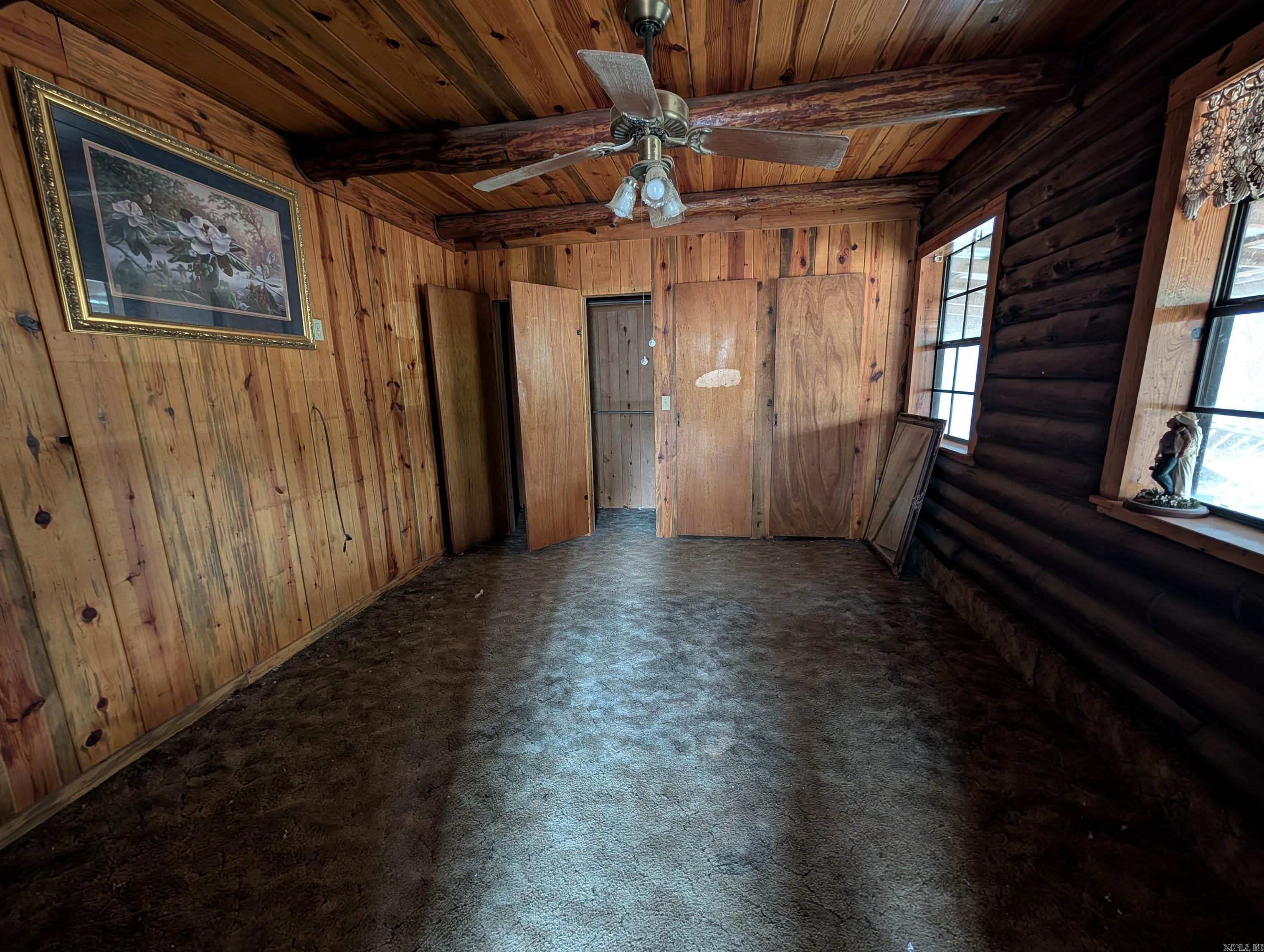 910 Polk Road 62  Mena, AR