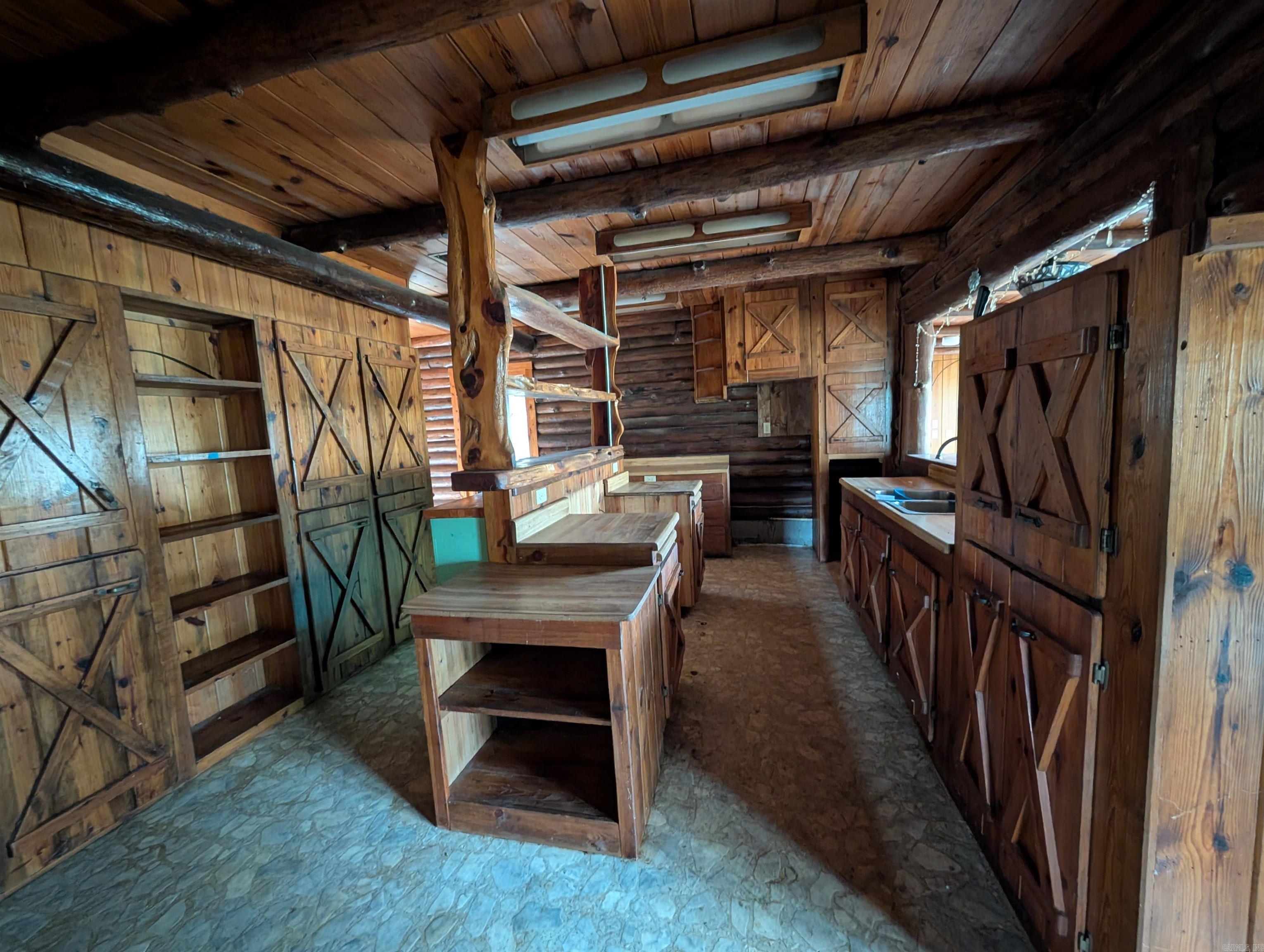 910 Polk Road 62  Mena, AR