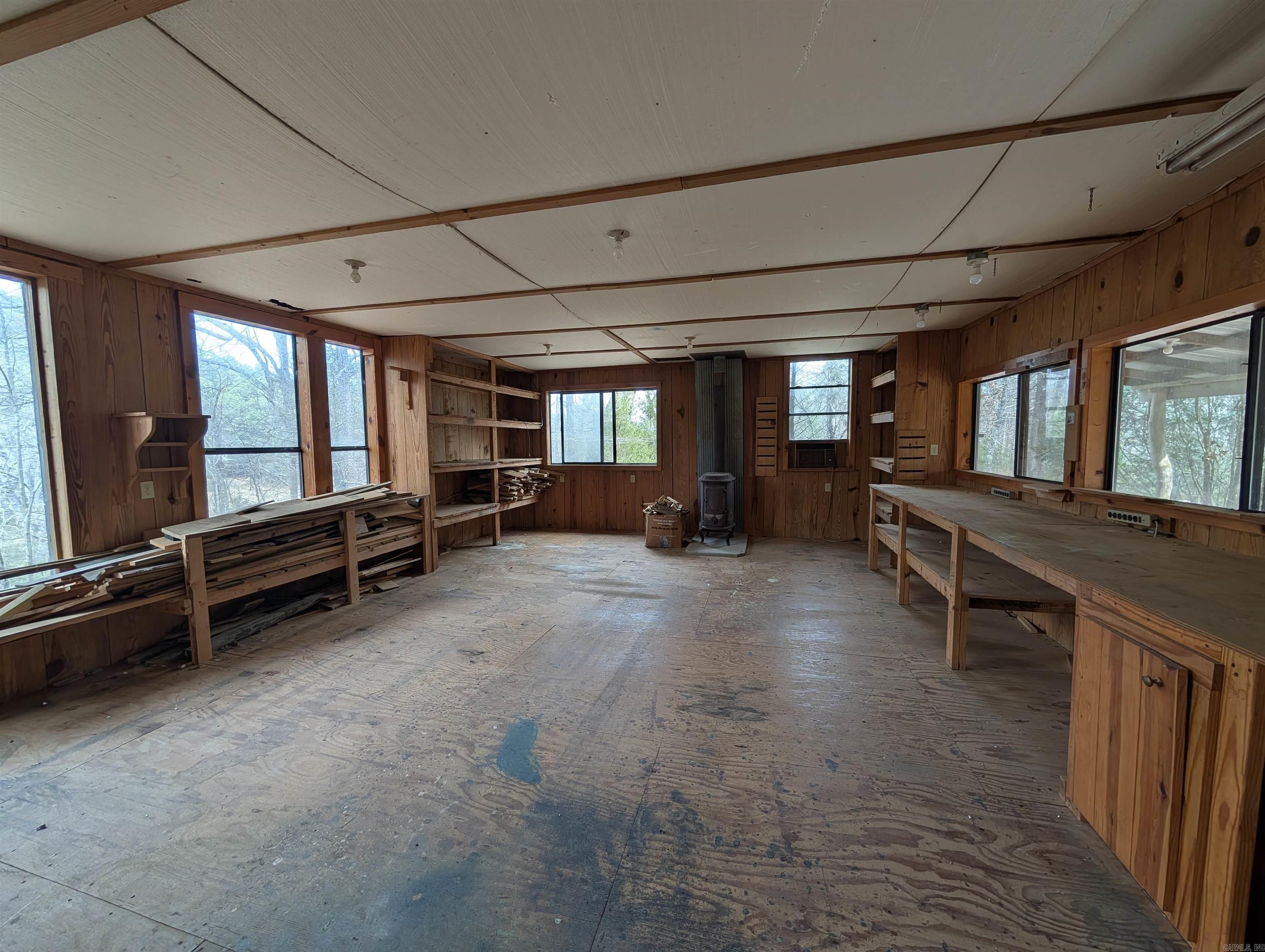 910 Polk Road 62  Mena, AR