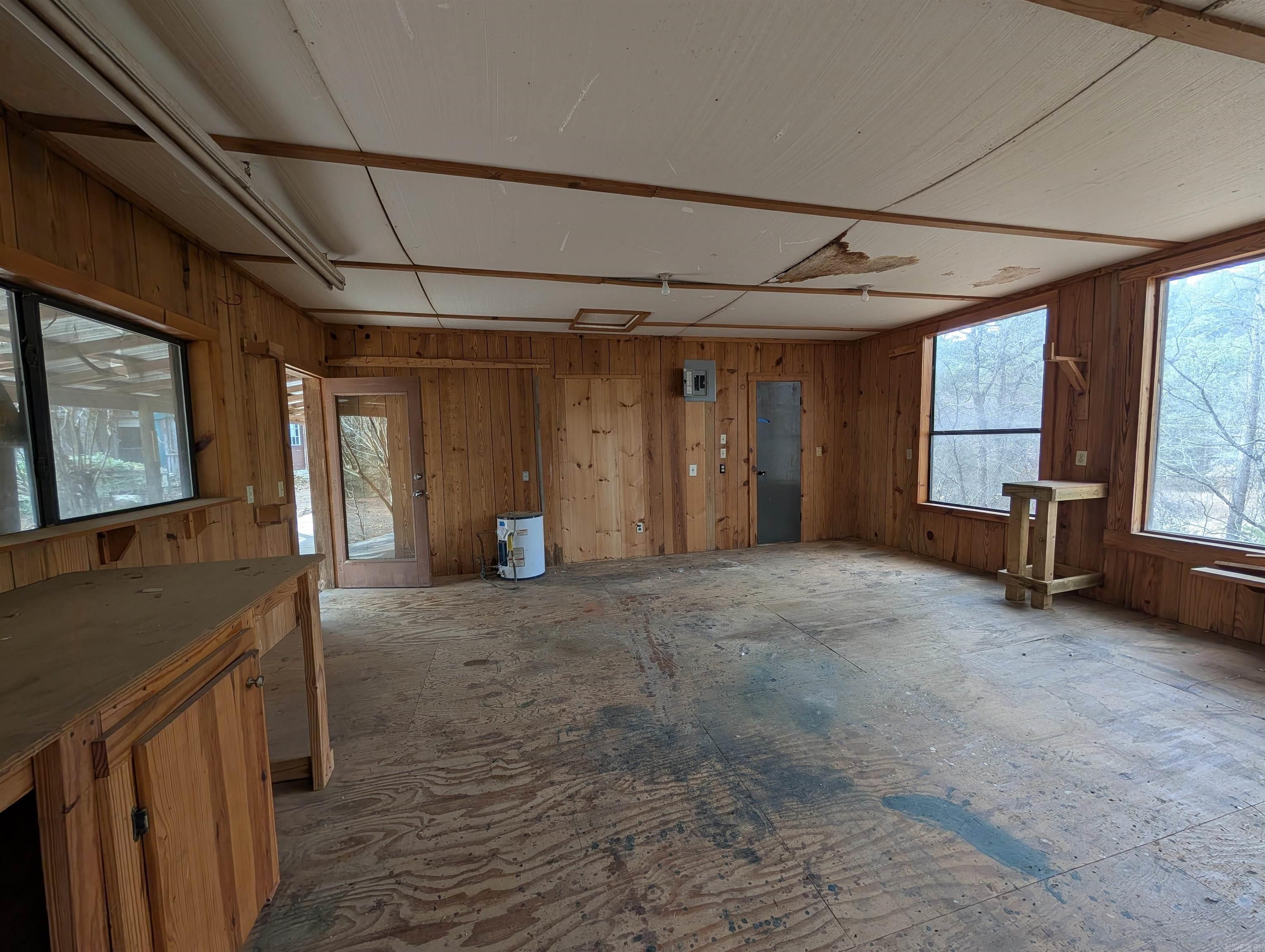 910 Polk Road 62  Mena, AR