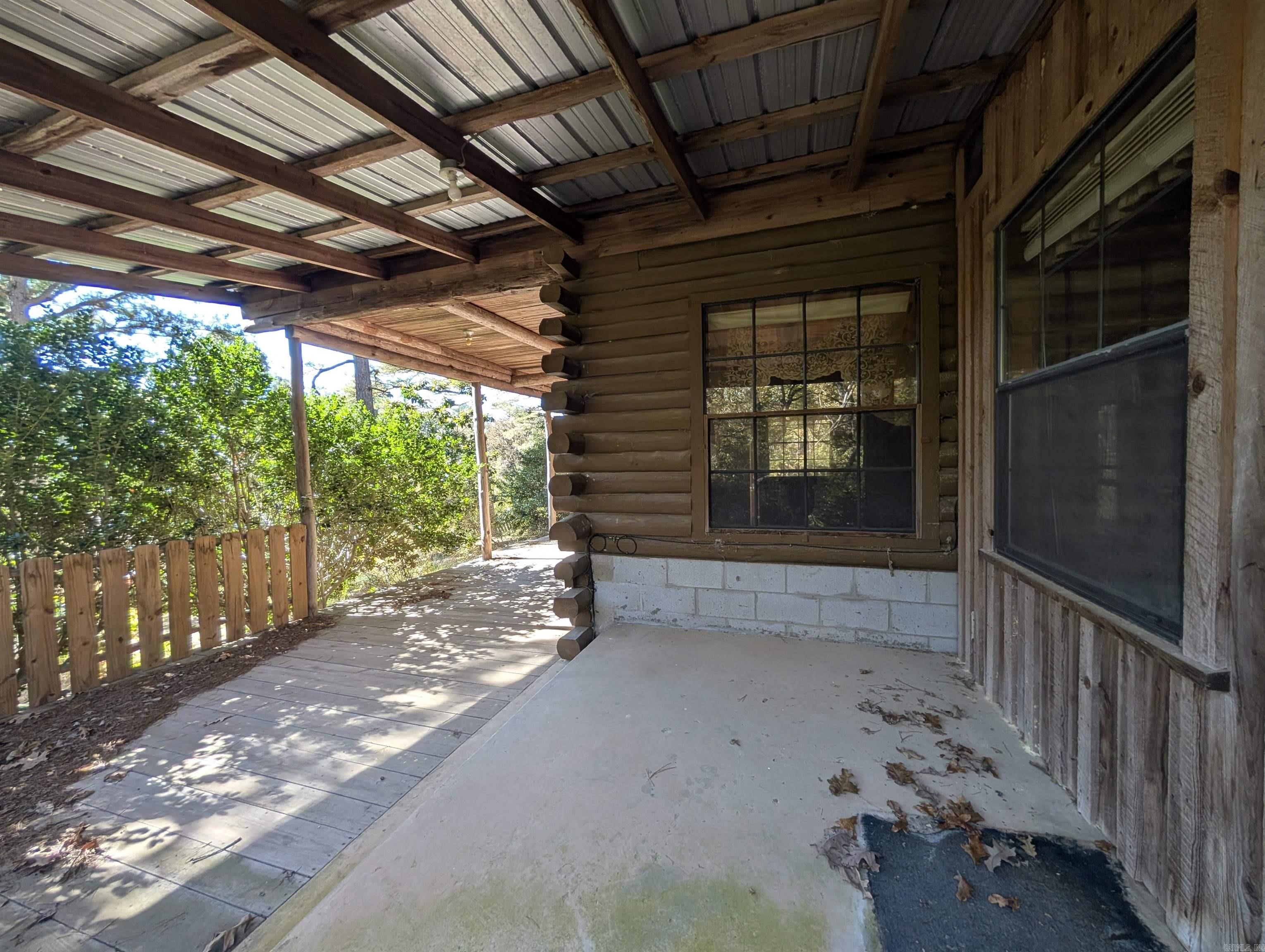 910 Polk Road 62  Mena, AR