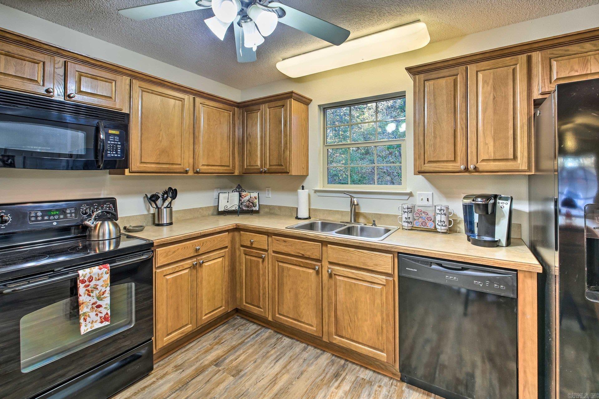 11 Rubi Cir  Hot Springs Village, AR