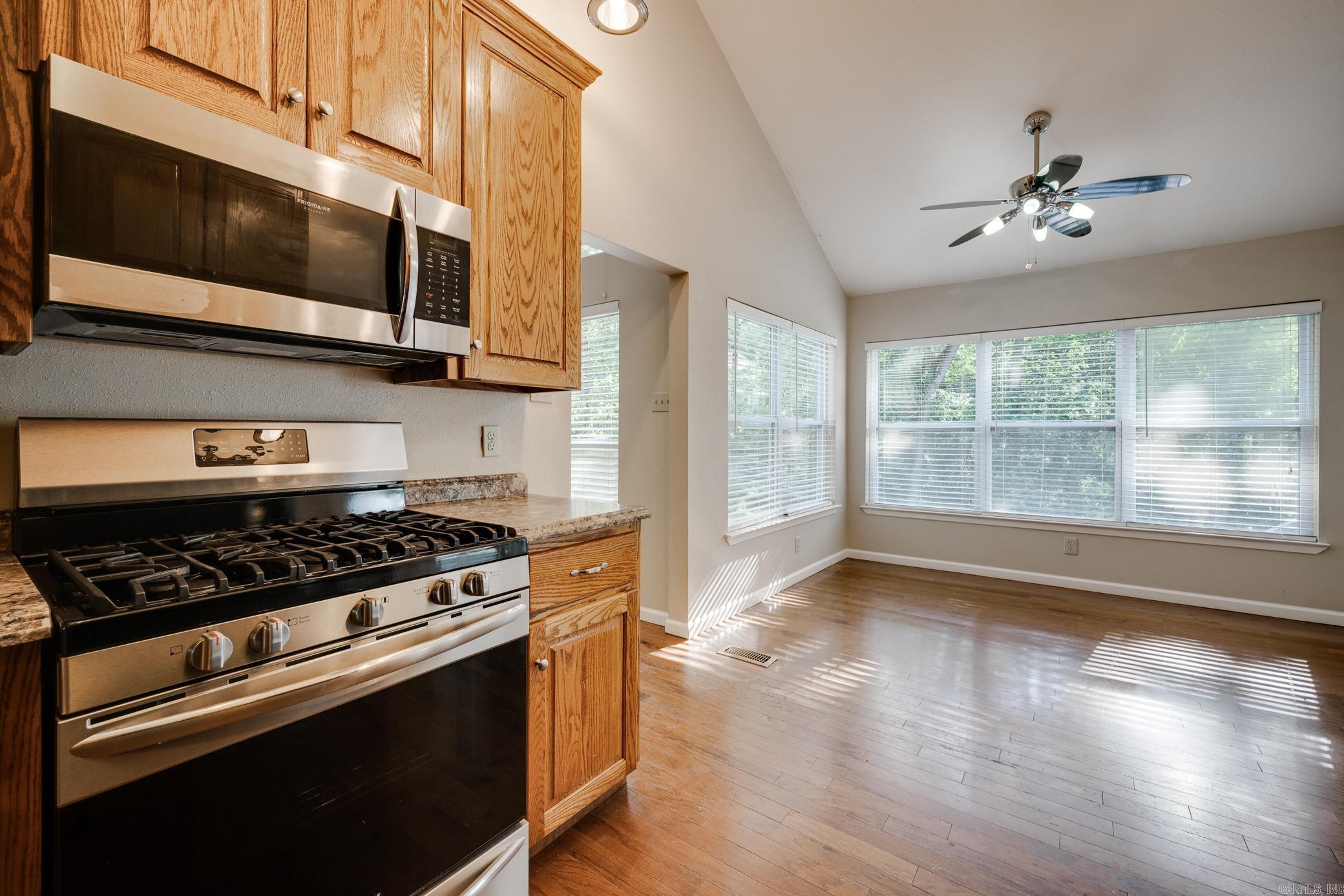 65 Stoneledge  Maumelle, AR