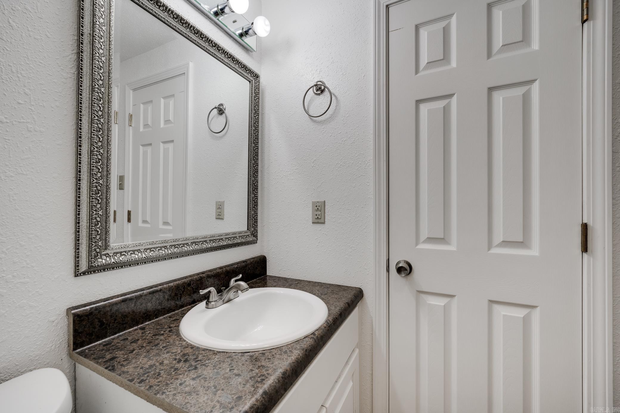 65 Stoneledge  Maumelle, AR