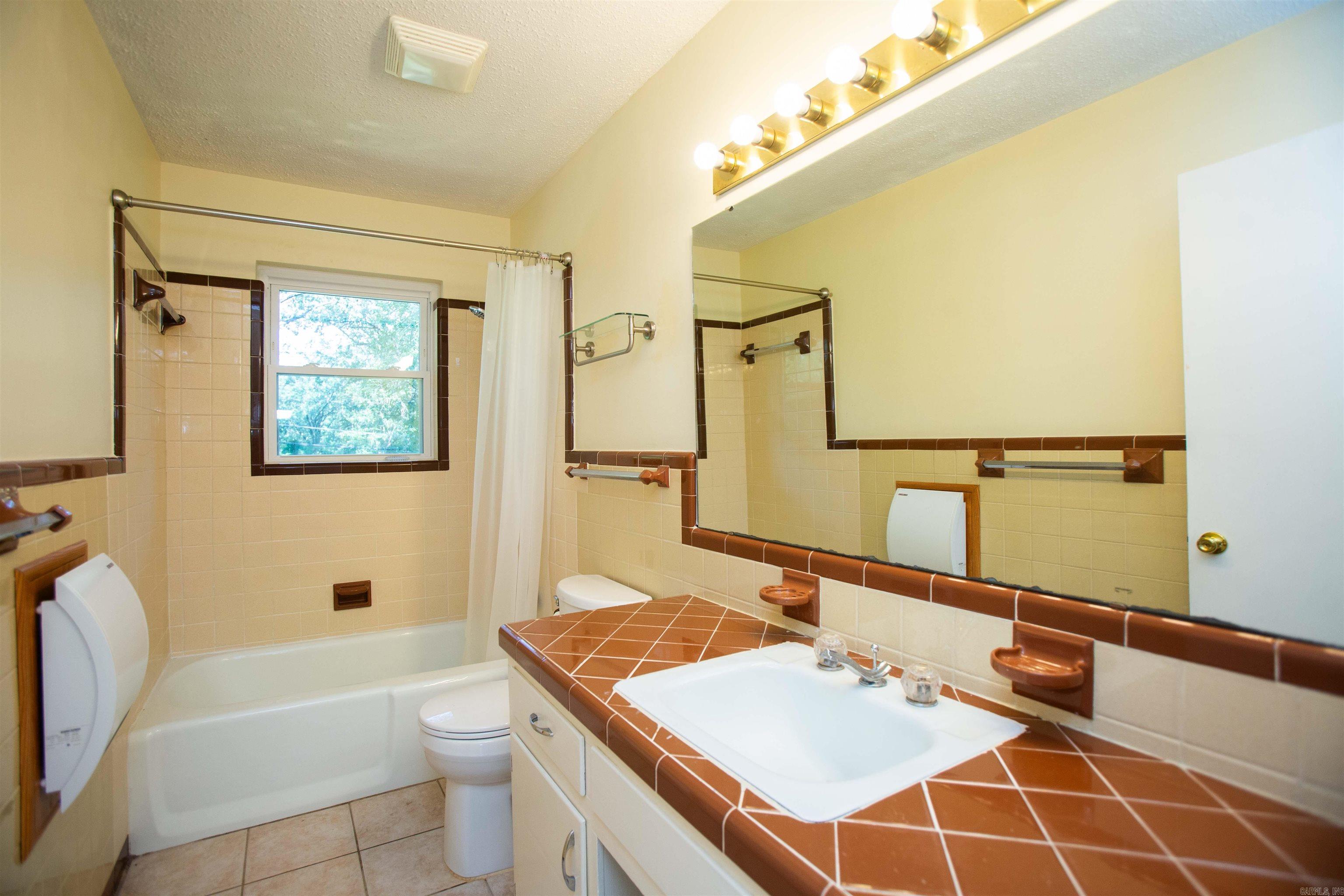 5010 Glenmere  North Little Rock, AR