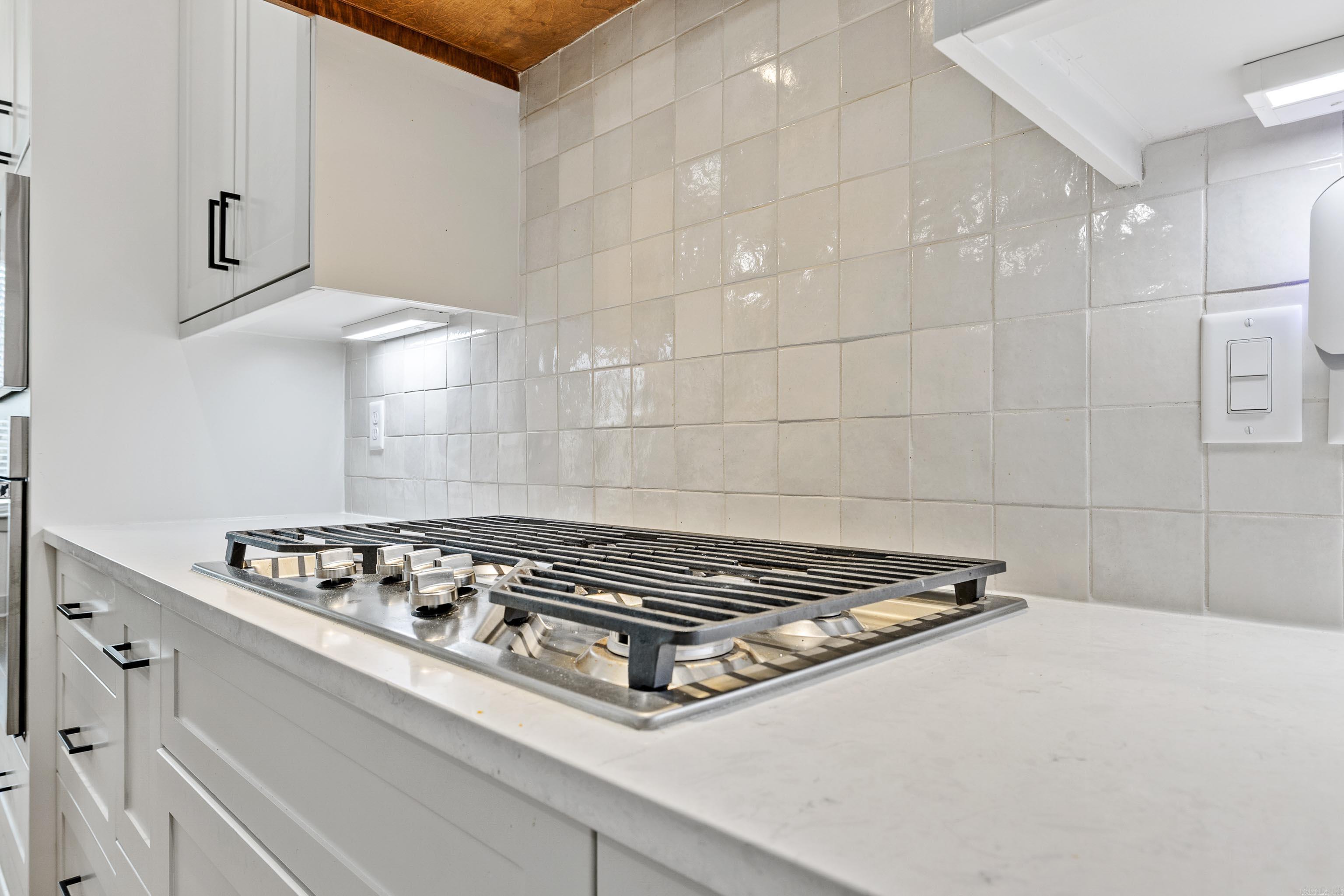 8028 N Shoreline  Benton, AR