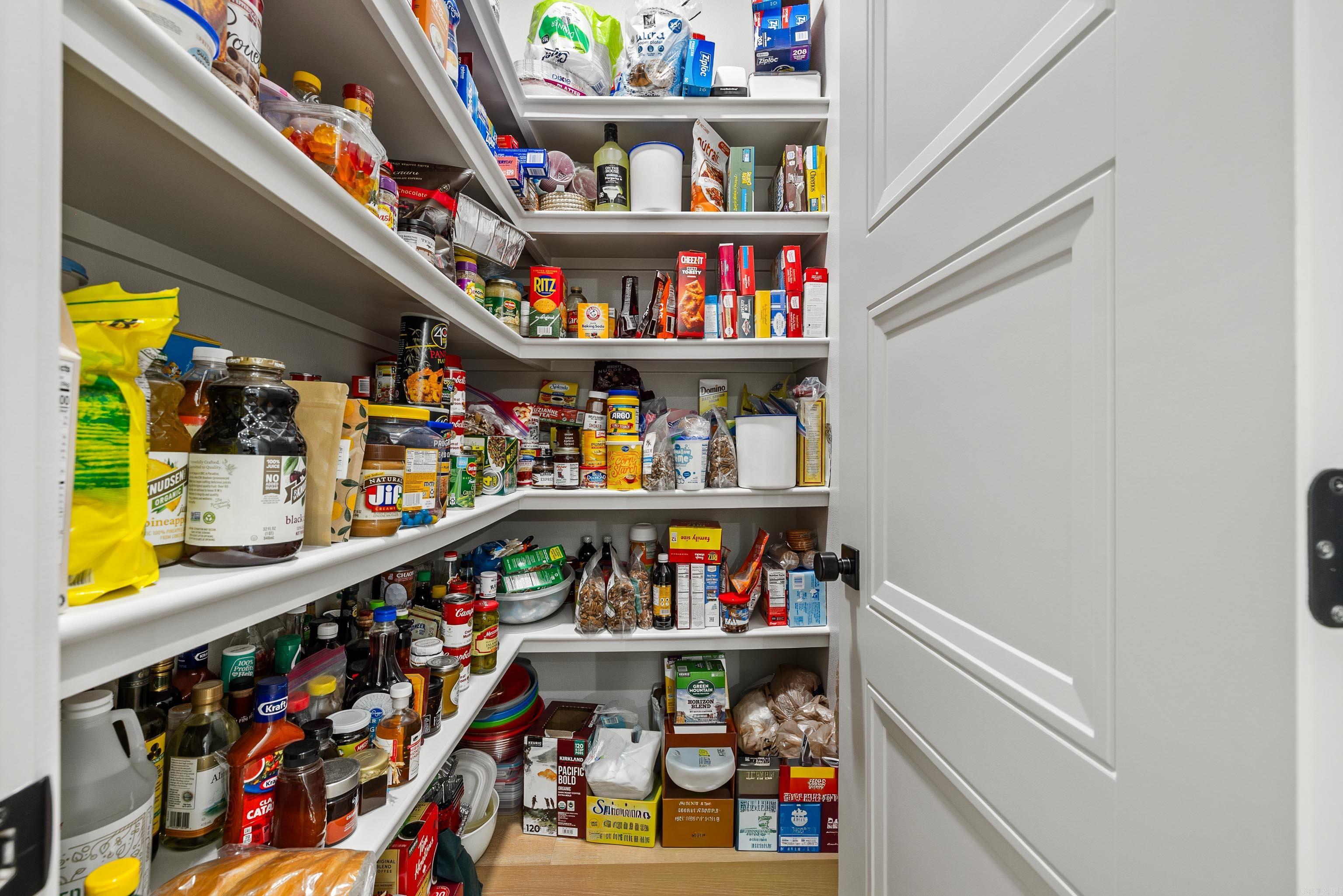 8028 N Shoreline  Benton, AR