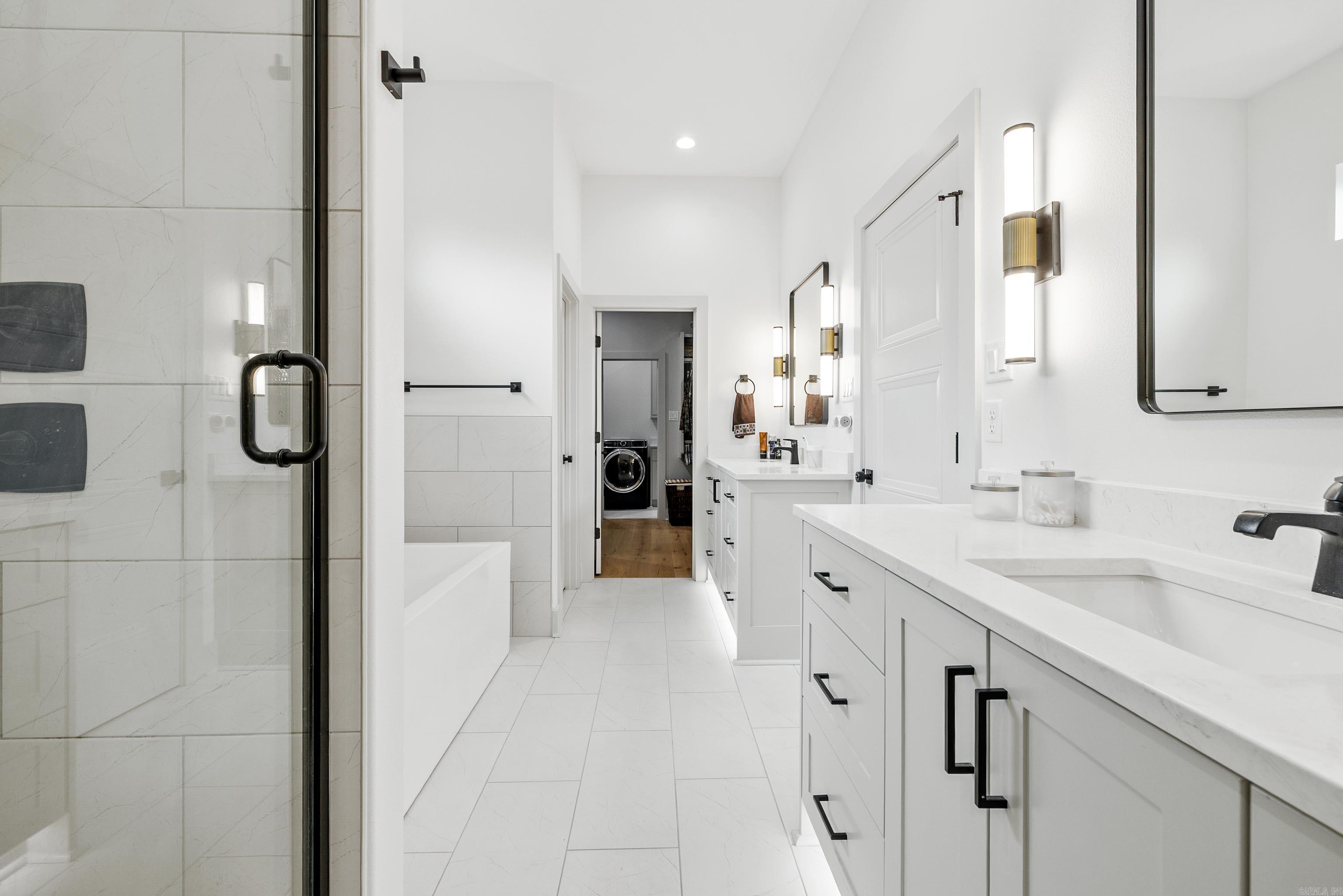 8028 N Shoreline  Benton, AR