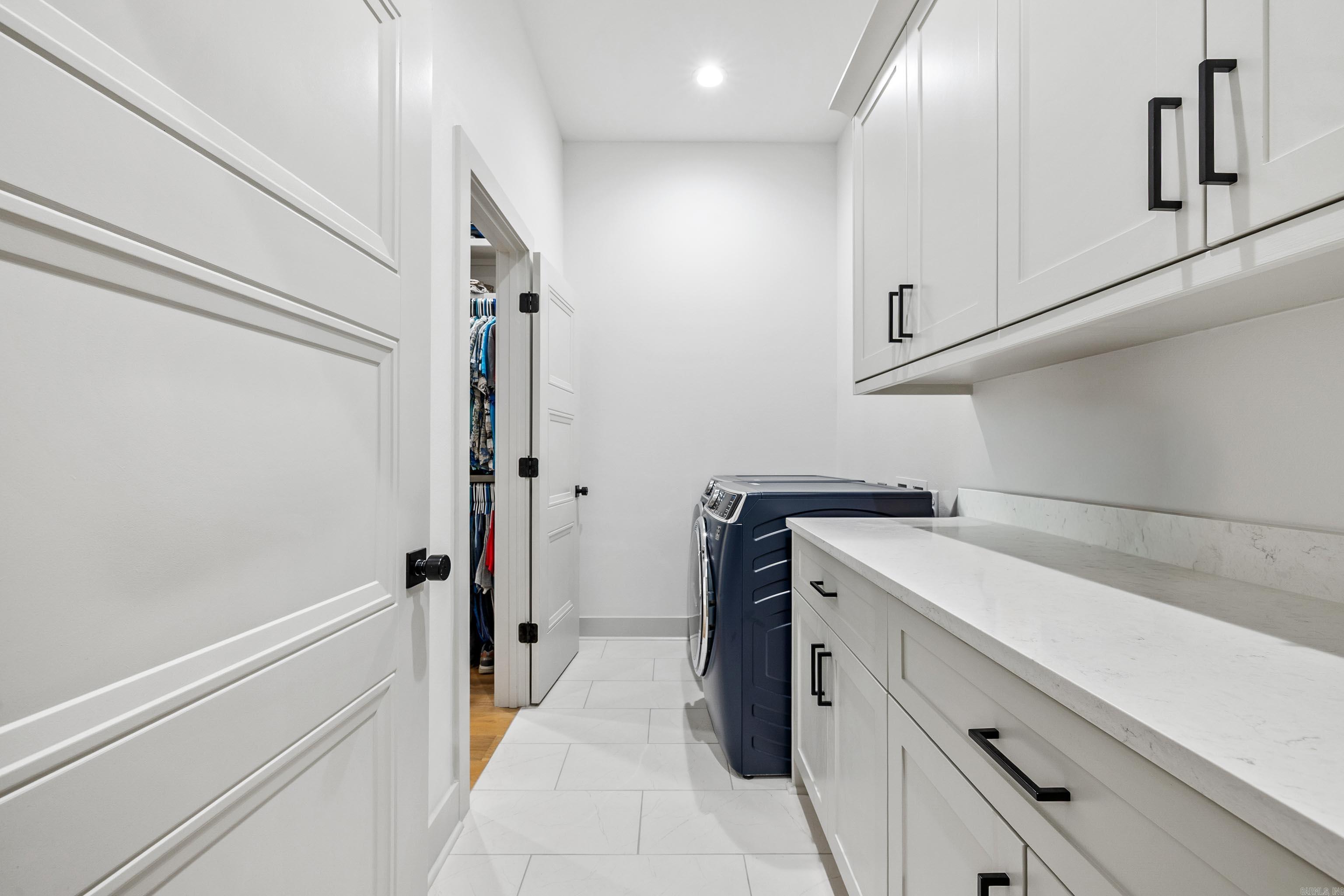 8028 N Shoreline  Benton, AR