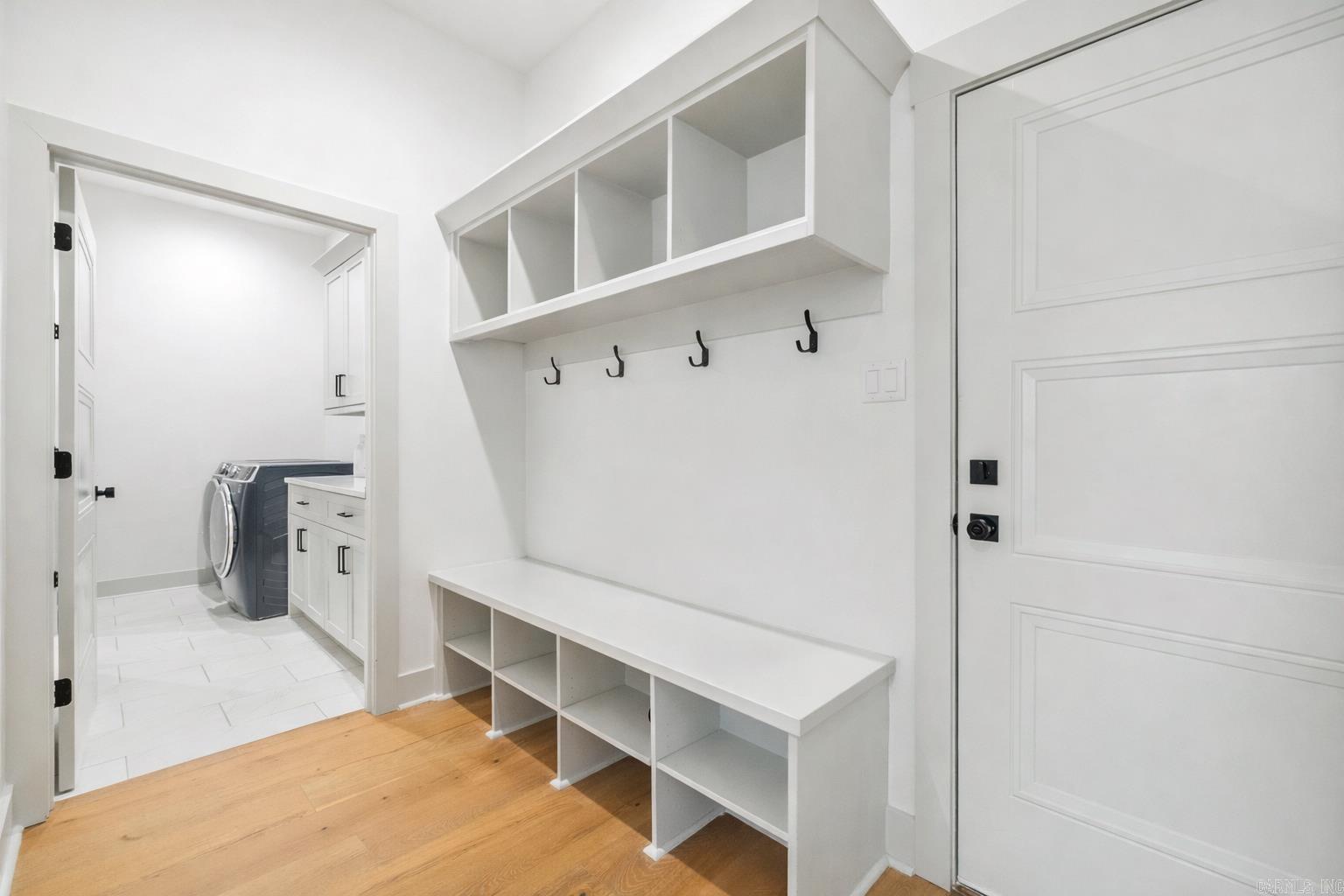 8028 N Shoreline  Benton, AR