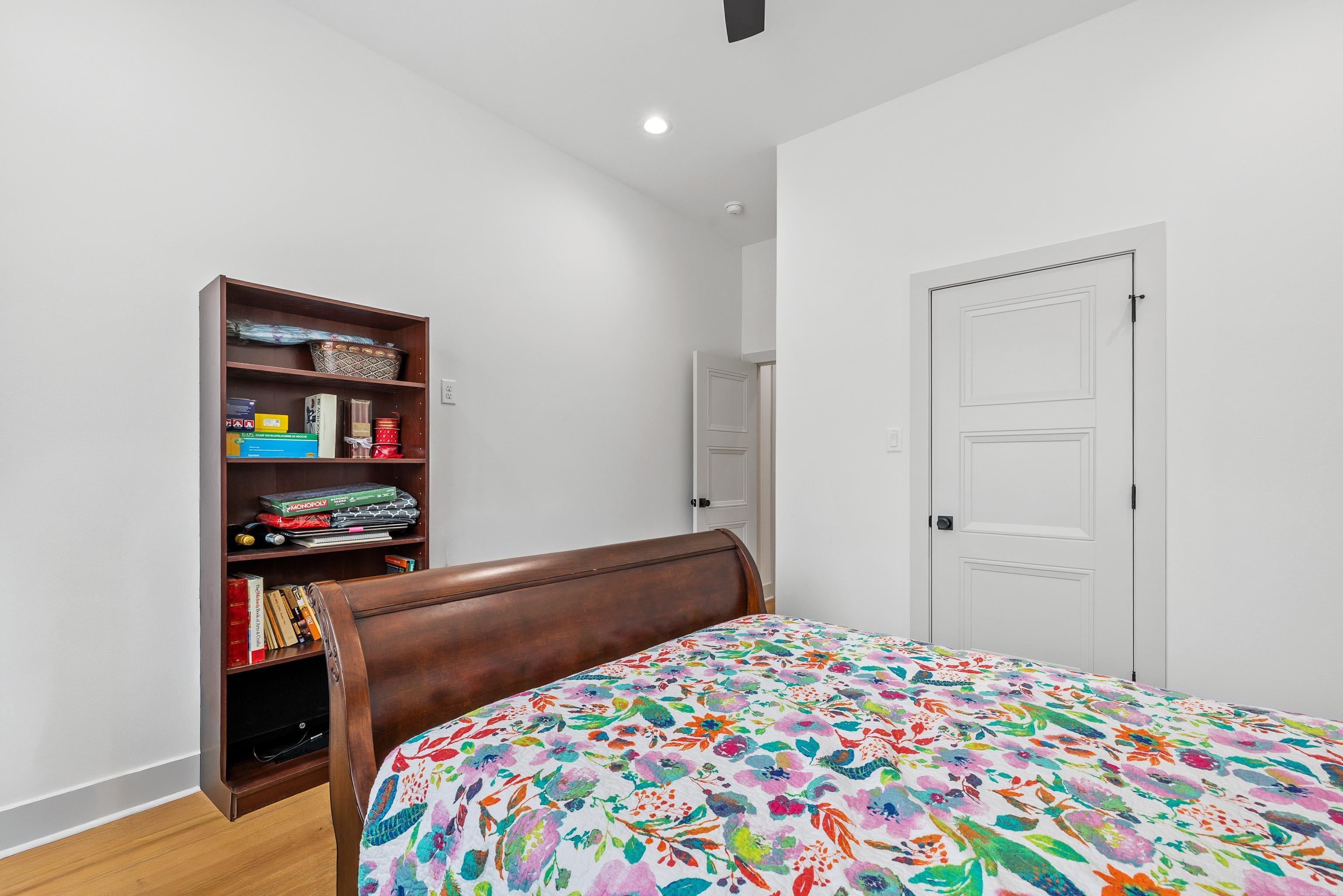 8028 N Shoreline  Benton, AR