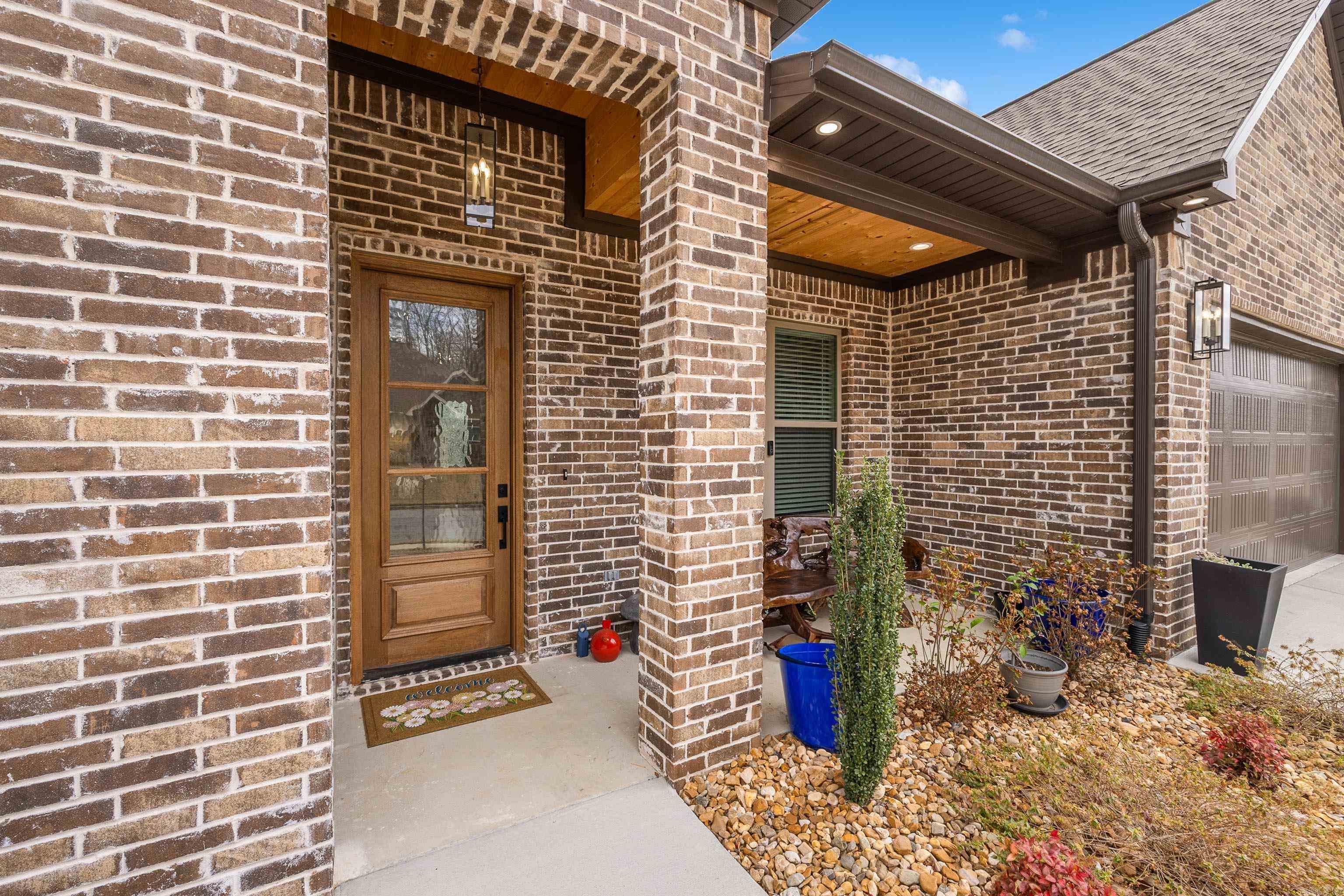 8028 N Shoreline  Benton, AR