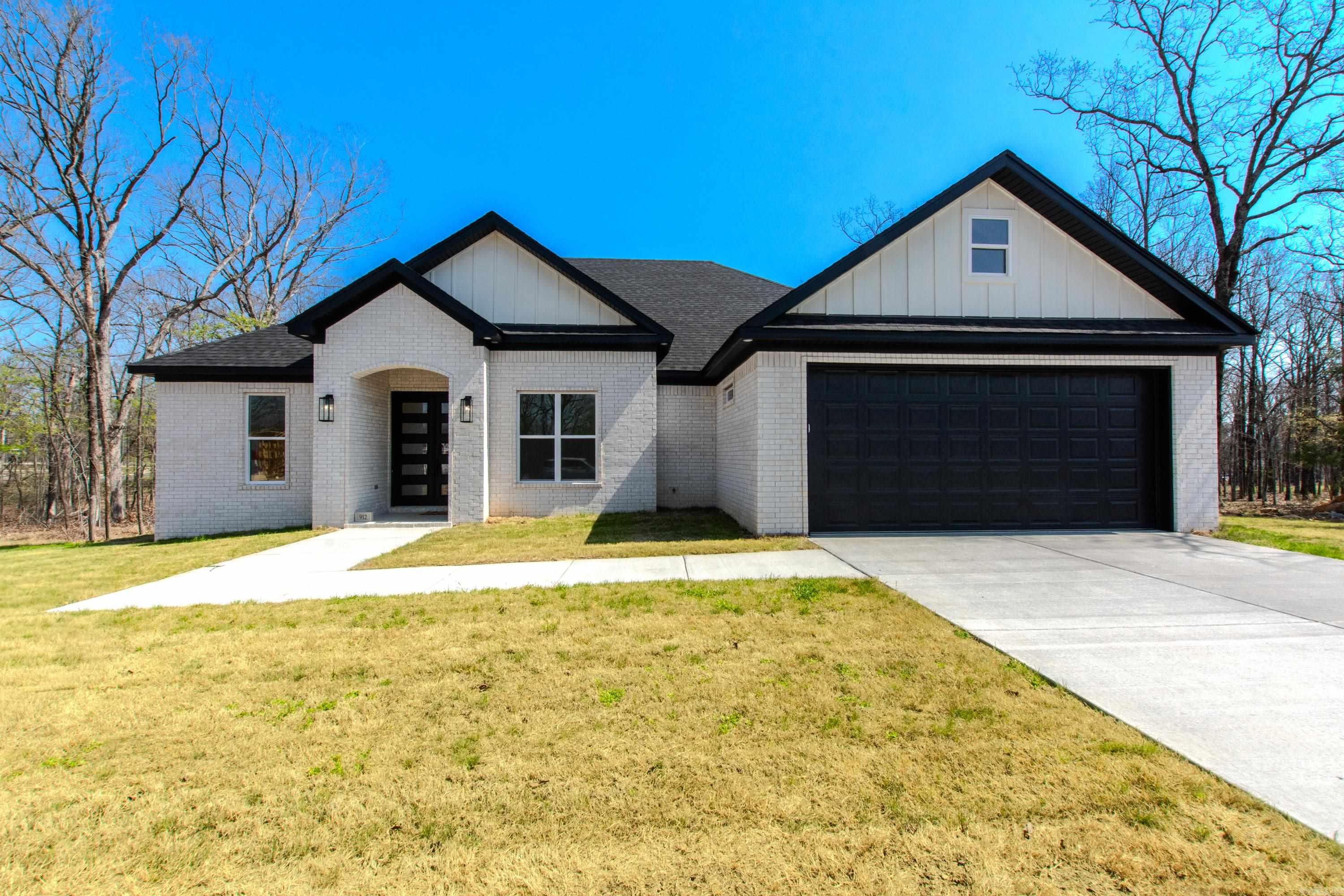 912 Conrad Cove Jacksonville, AR 72076