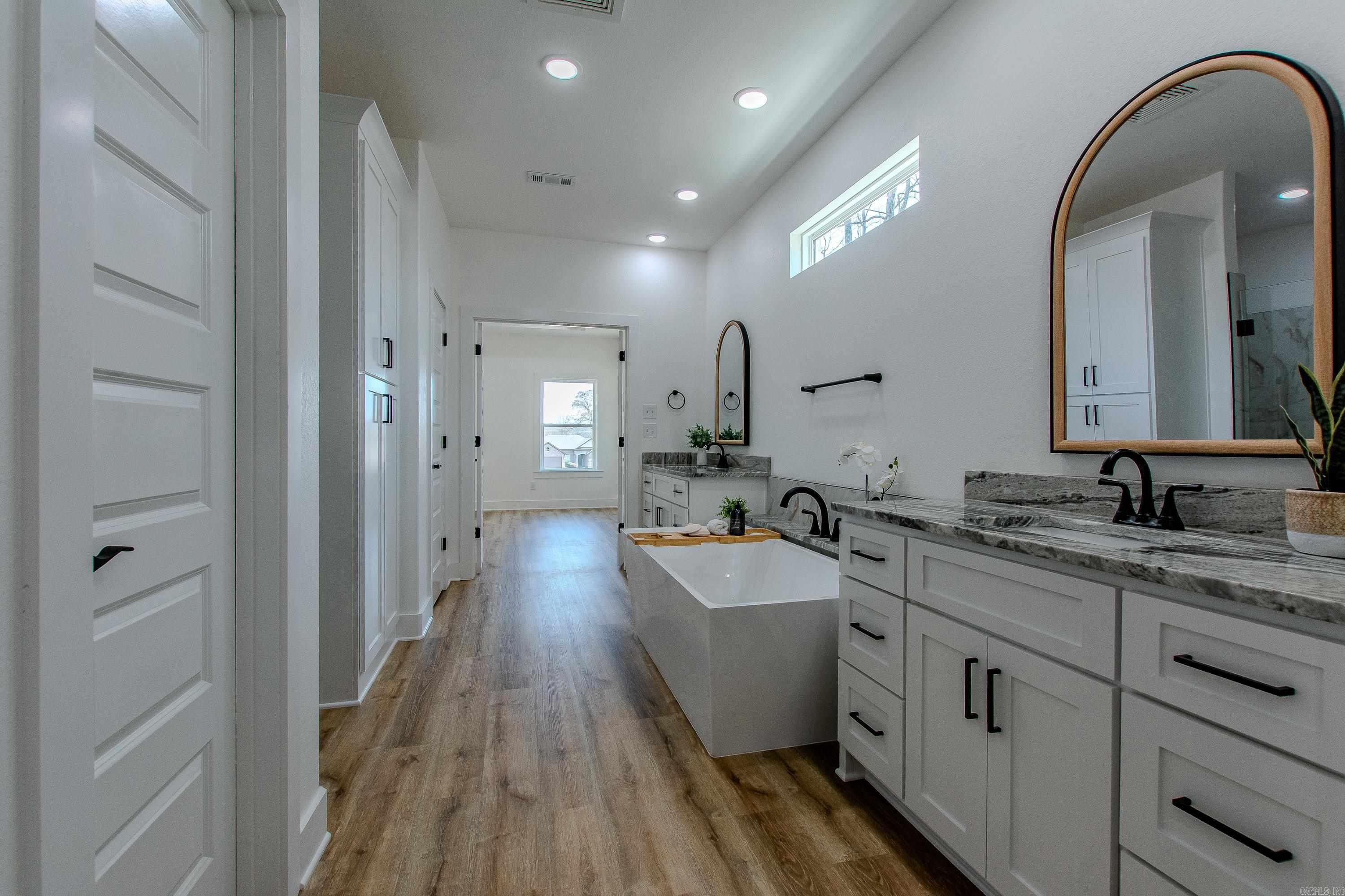 912 Conrad Cove Jacksonville, AR 72076