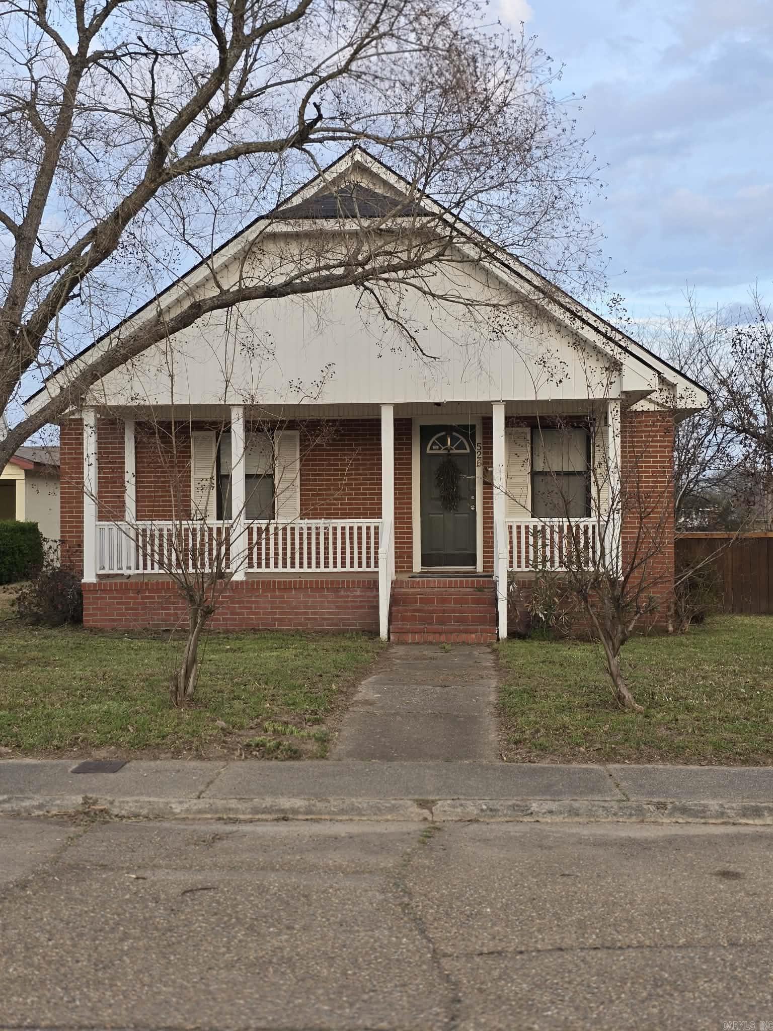 526 S 9th  Arkadelphia, AR