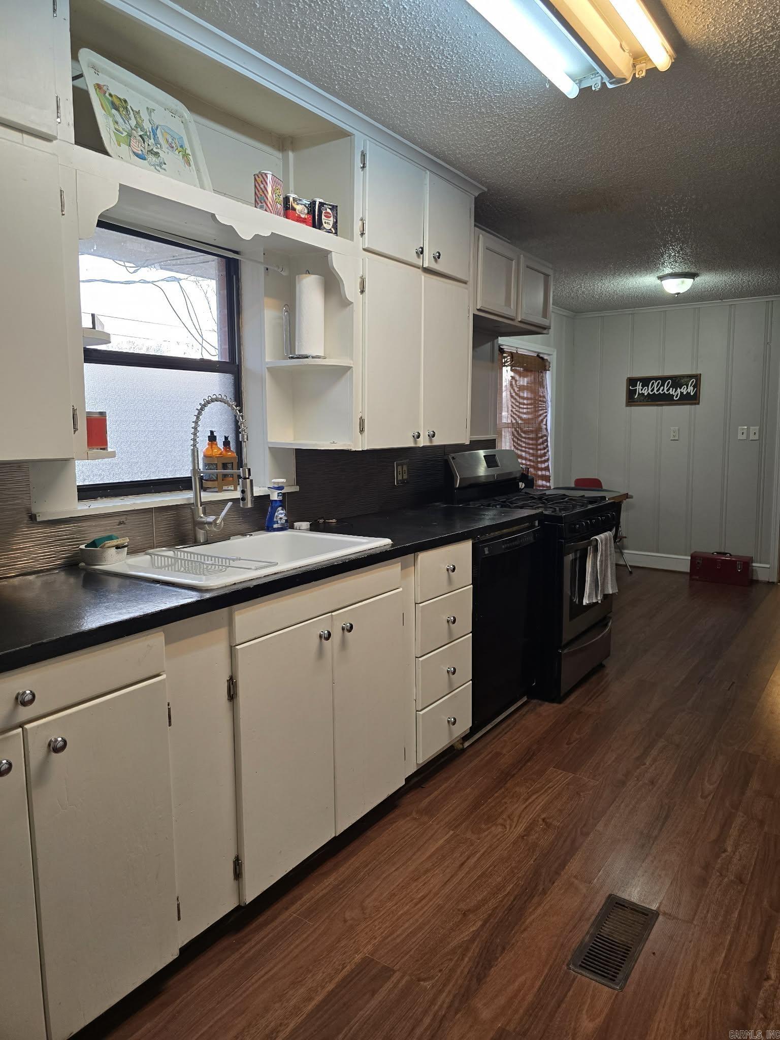 526 S 9th  Arkadelphia, AR