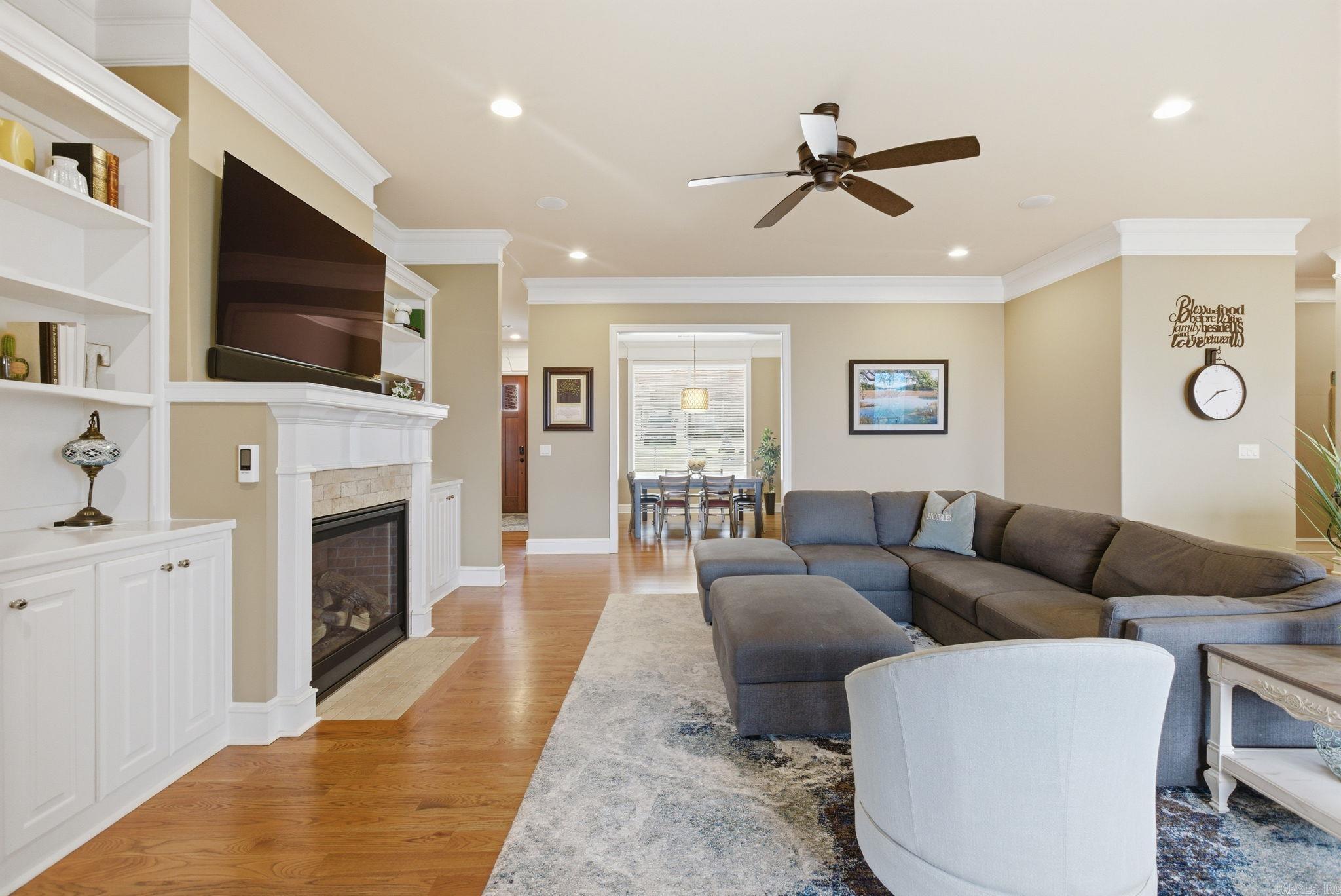 6 Hoggards Ridge Little Rock, AR 72211