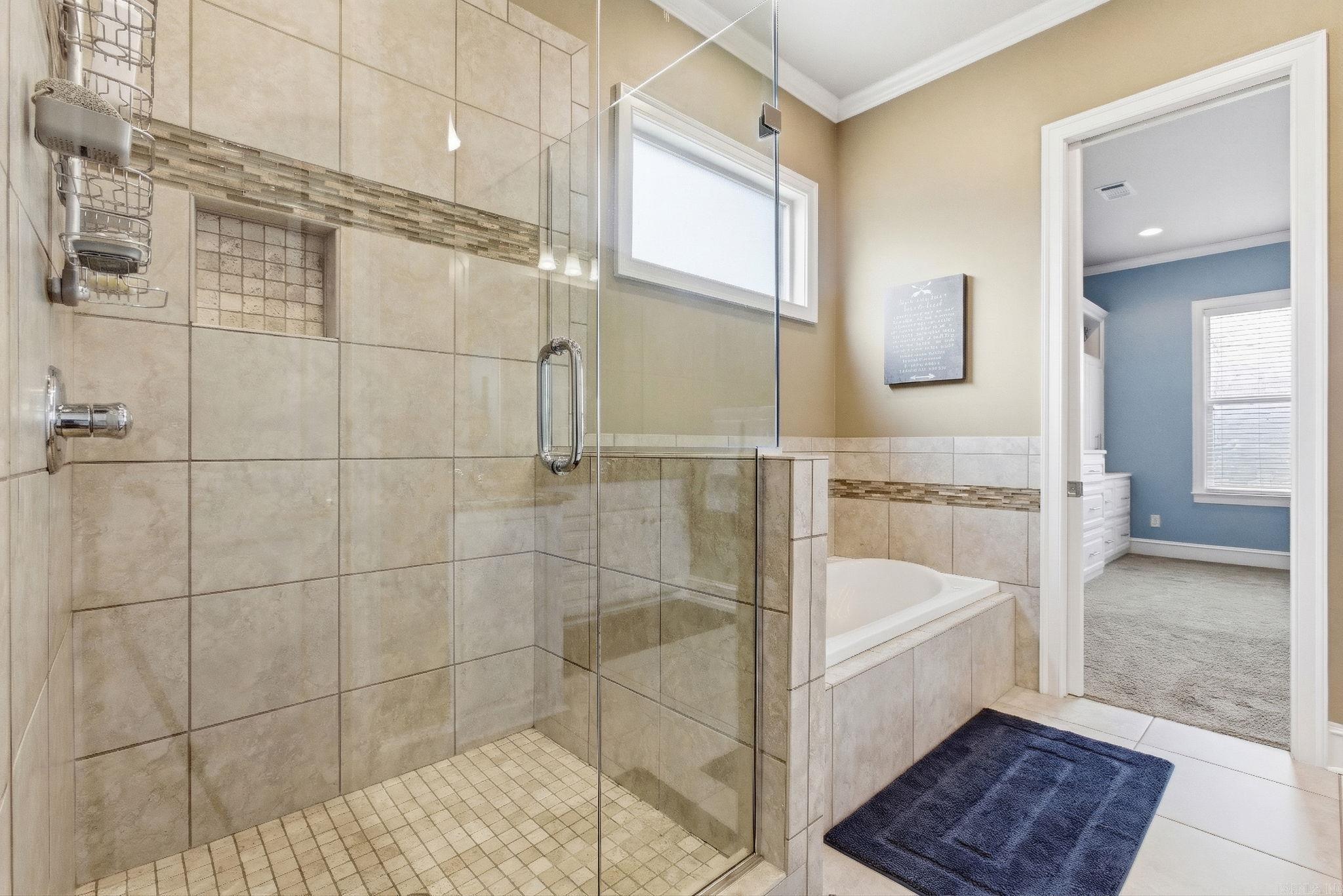 6 Hoggards Ridge Little Rock, AR 72211