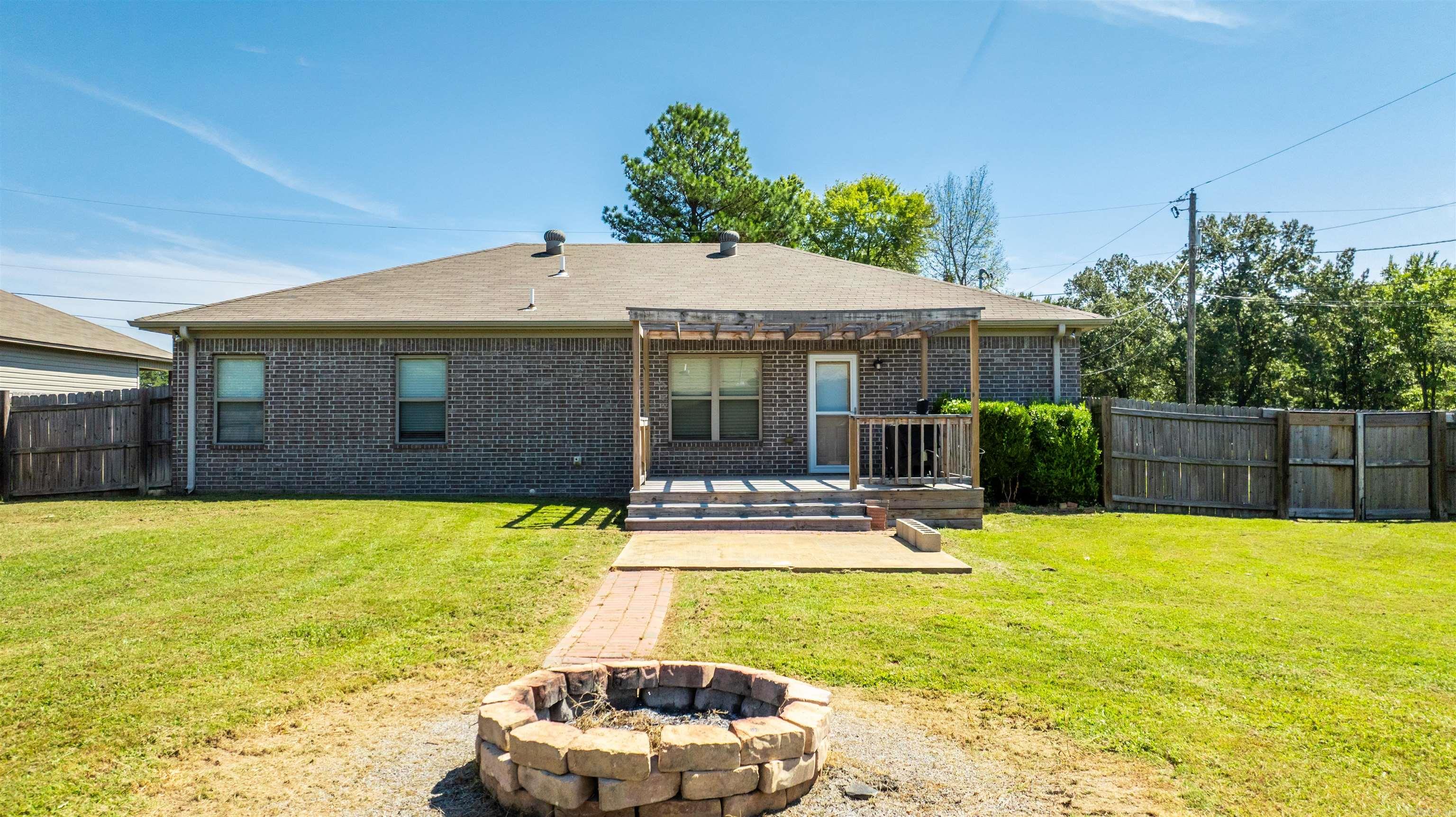 26 Saye St  Vilonia, AR