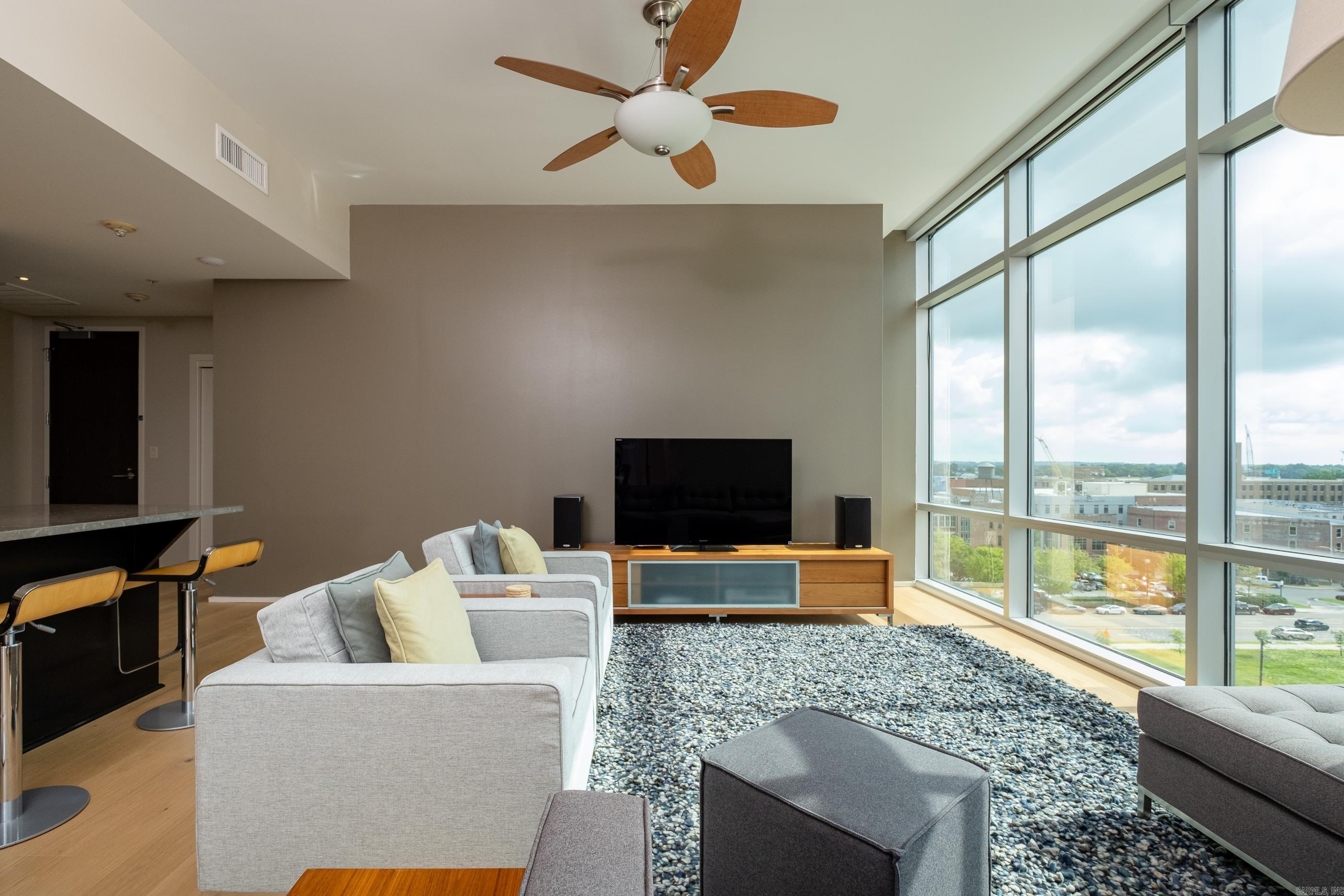 300 E Third #708  Little Rock, AR