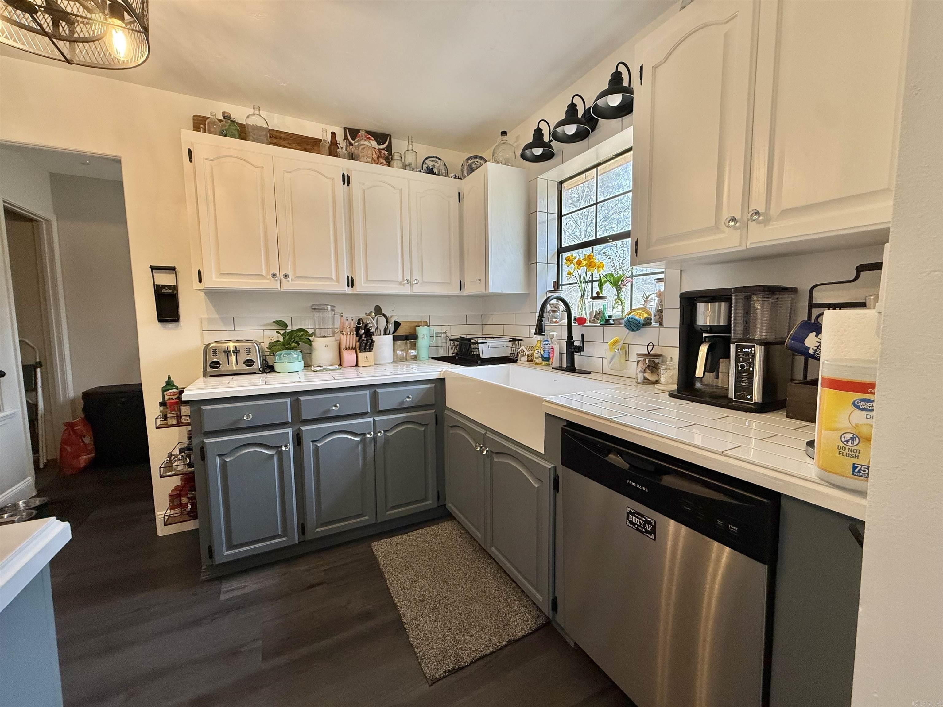 814 Canterbury  Benton, AR