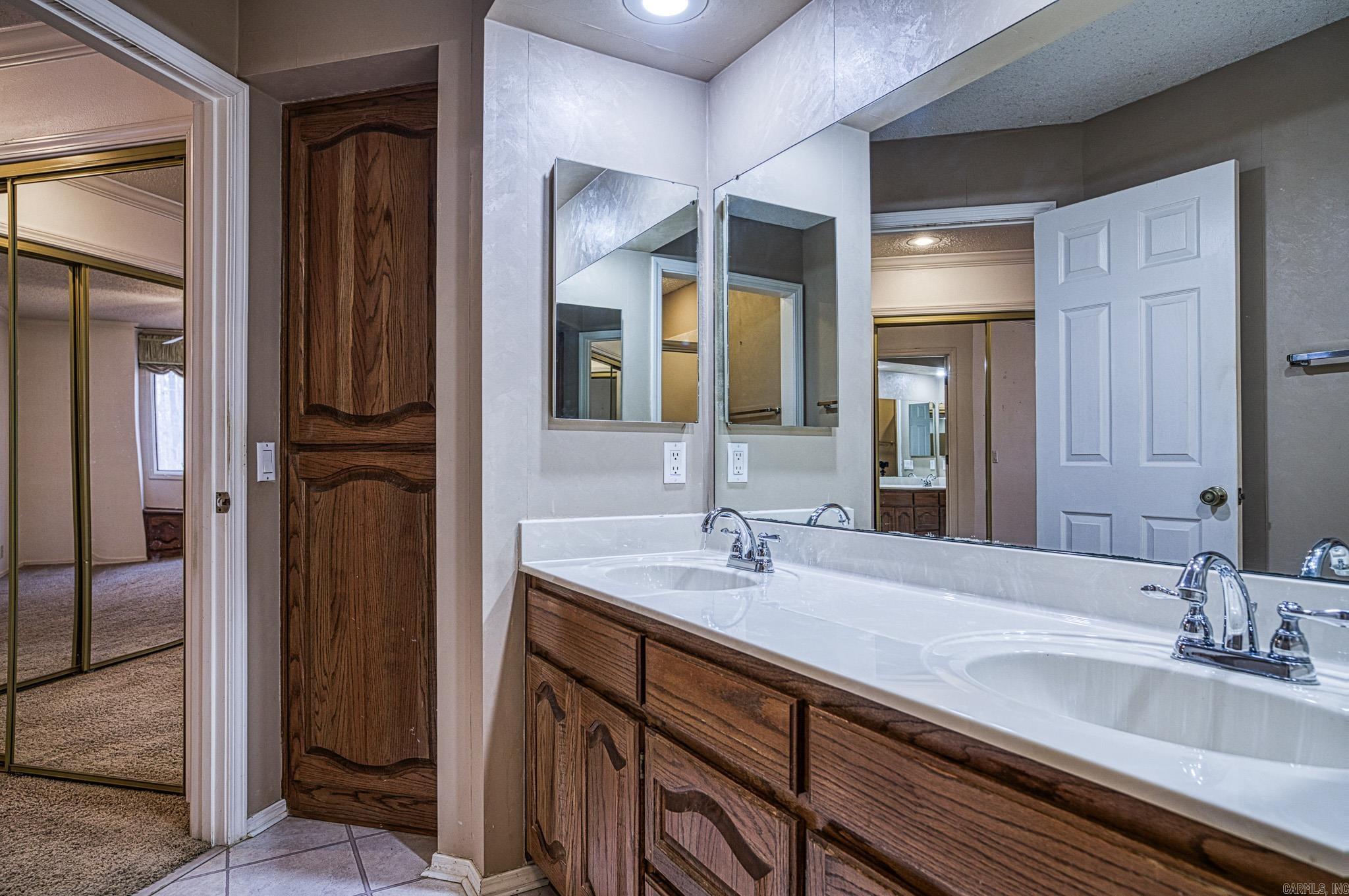 7 Camarzana Lane  Hot Springs Village, AR