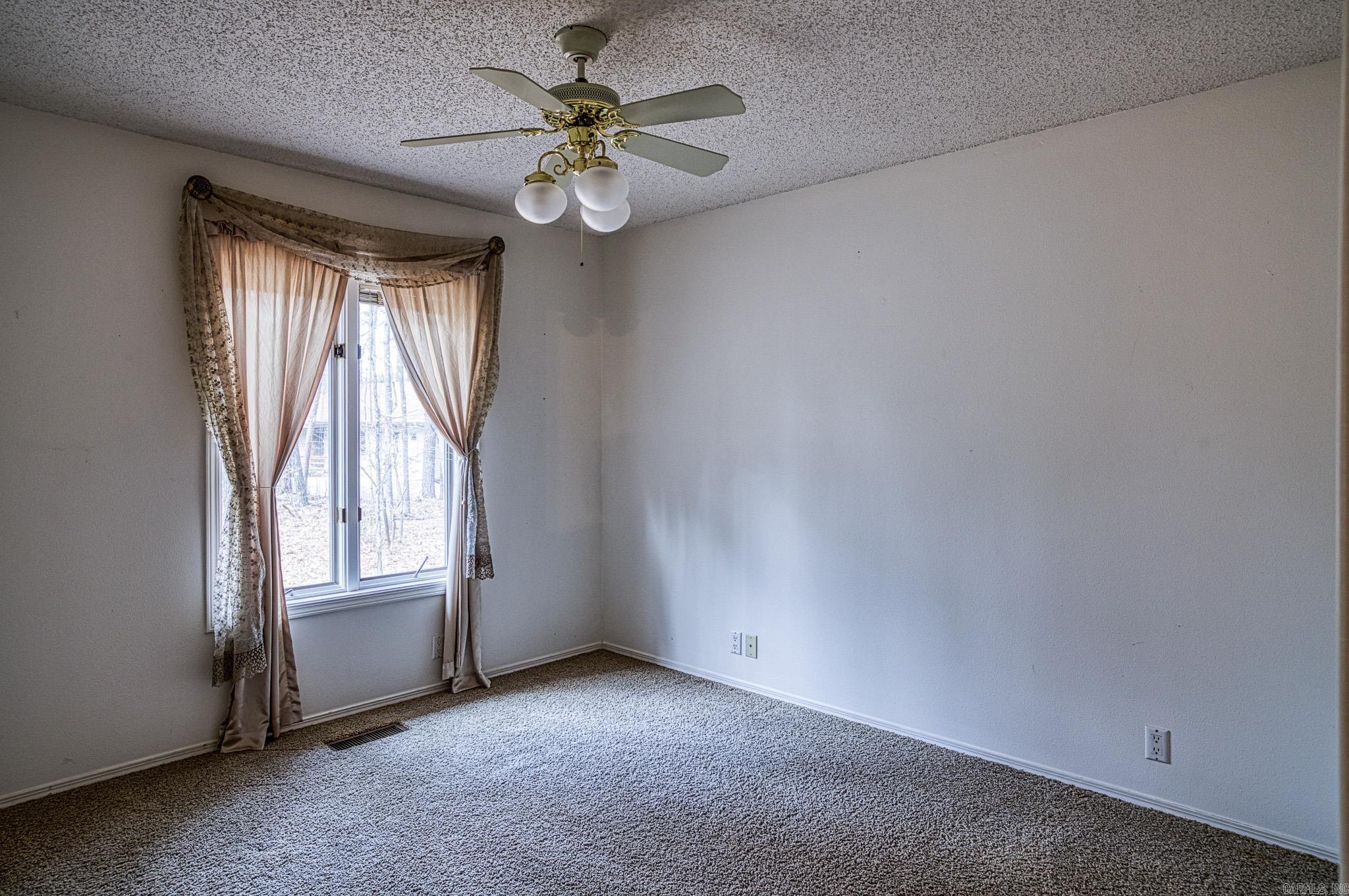 7 Camarzana Lane  Hot Springs Village, AR