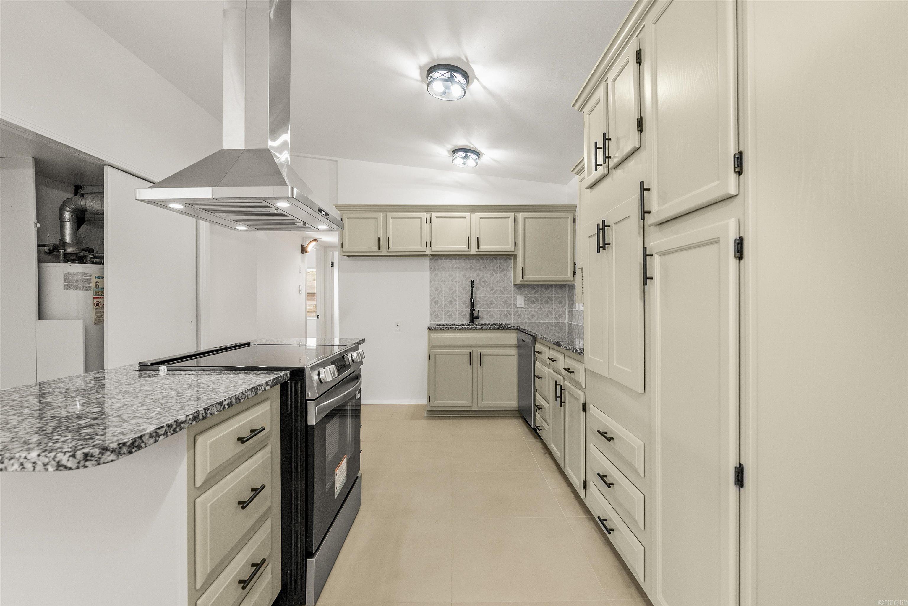 22 Lamont  Little Rock, AR