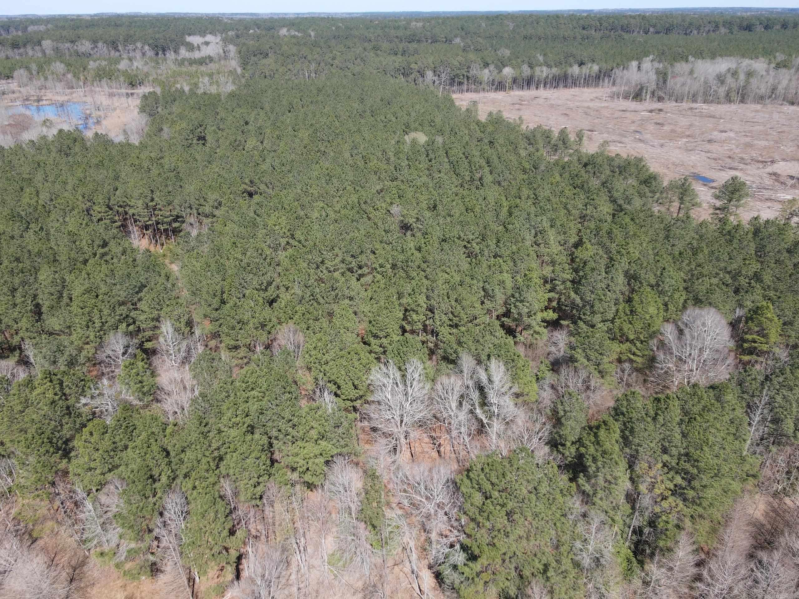 000 Lawson Rd  Urbana, AR