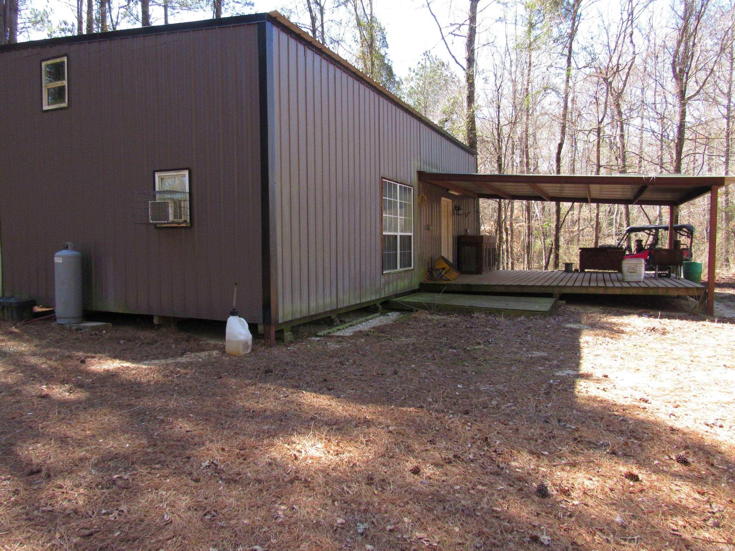 000 Lawson Rd  Urbana, AR