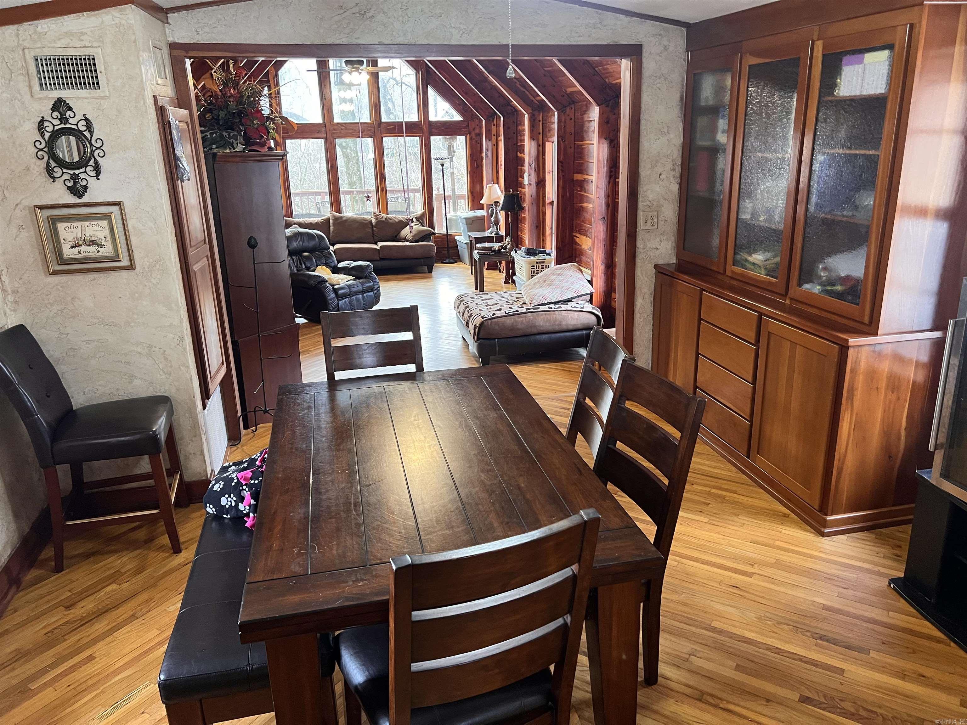 145 Trout Valley Rd  Wilburn, AR